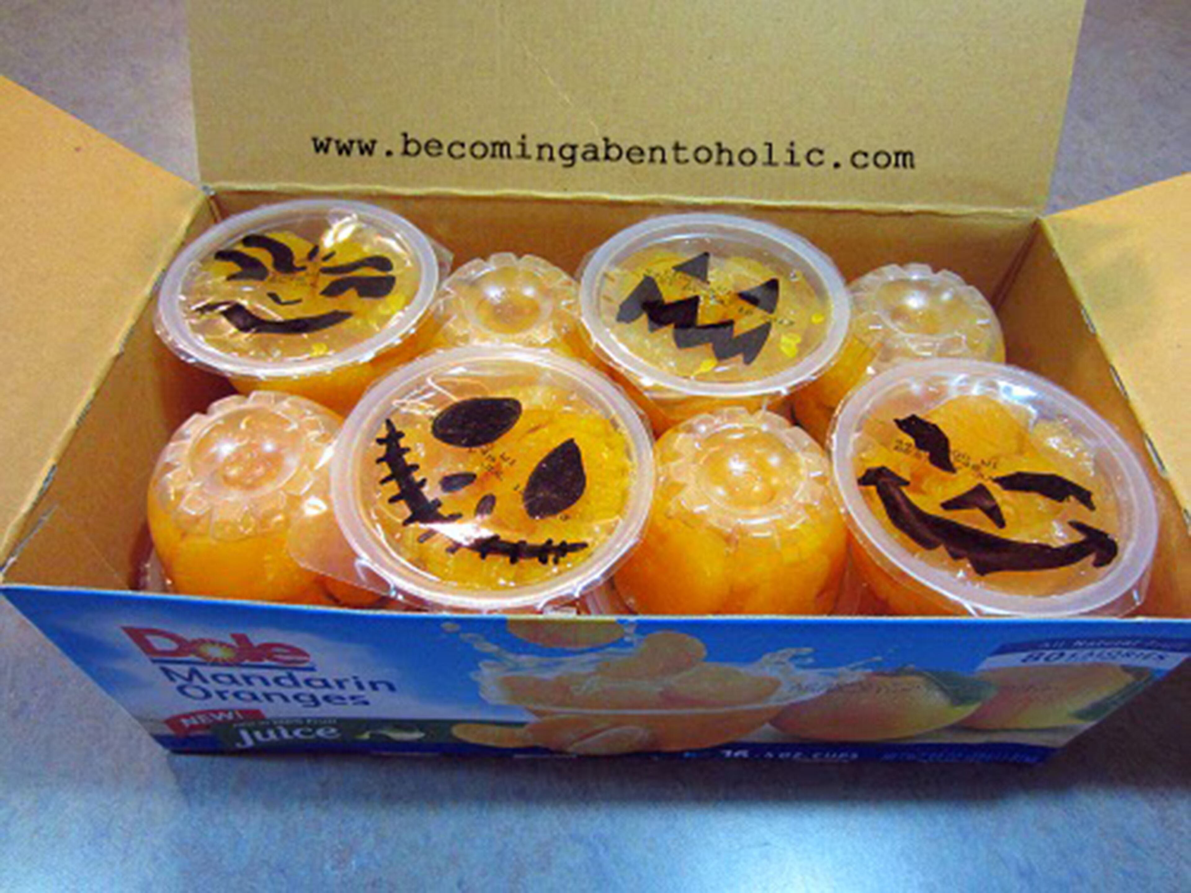 Spooky Mandarin Oranges. (Photo courtesy Becoming a Bentoholic/TNS)
