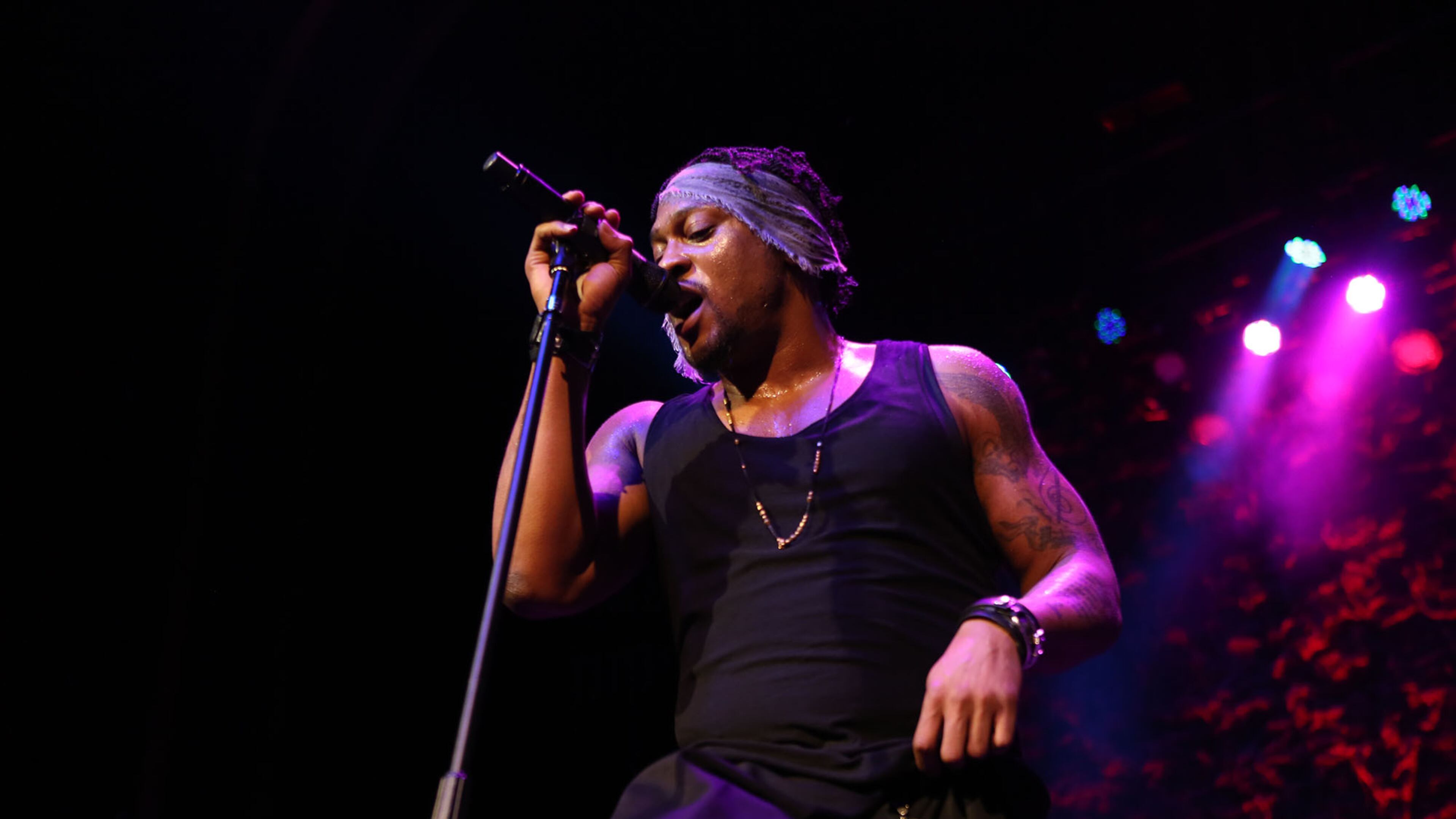 D'Angelo was set to headline the fest. (Akili-Casundria Ramsess/Special to the AJC)