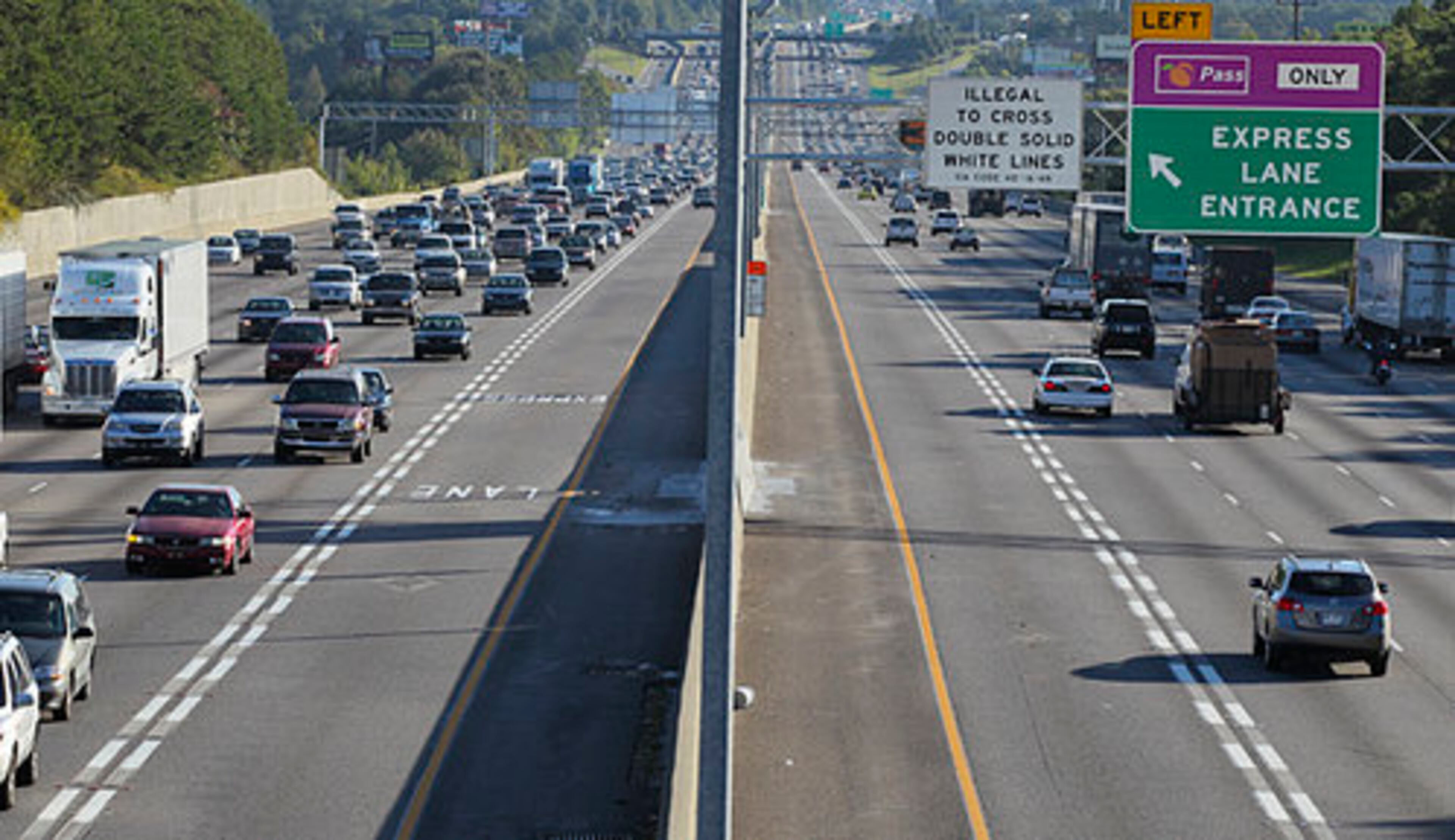 There were periods of no cars using the toll lanes.