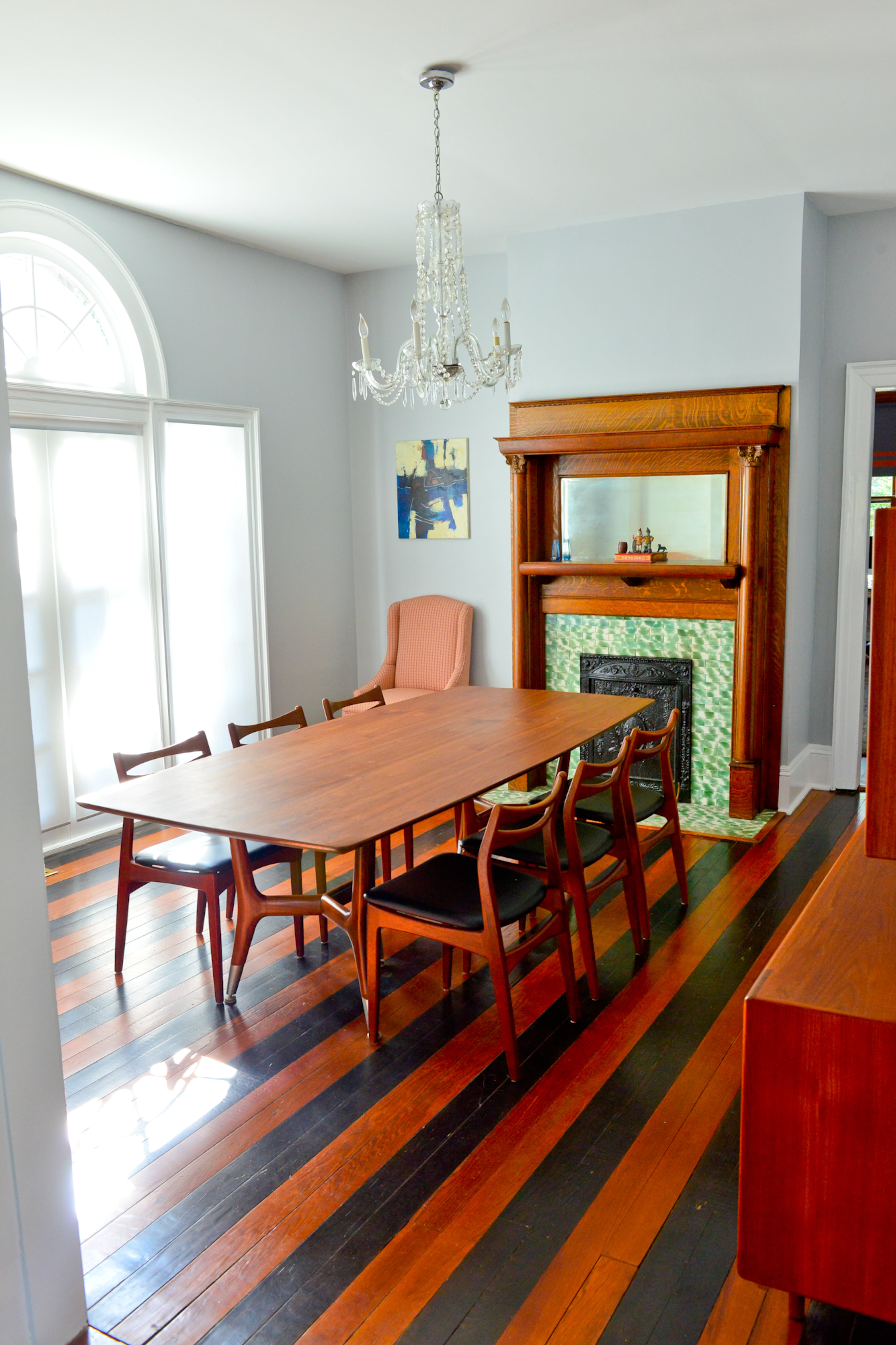 When the couple bought their chandelier at Scott Antique Market, they were unable to inspect it in the box and discovered it was only 60 percent complete. They spent almost a year tracking down missing parts from junk shops and eBay, said homeowner Bill Goodman.