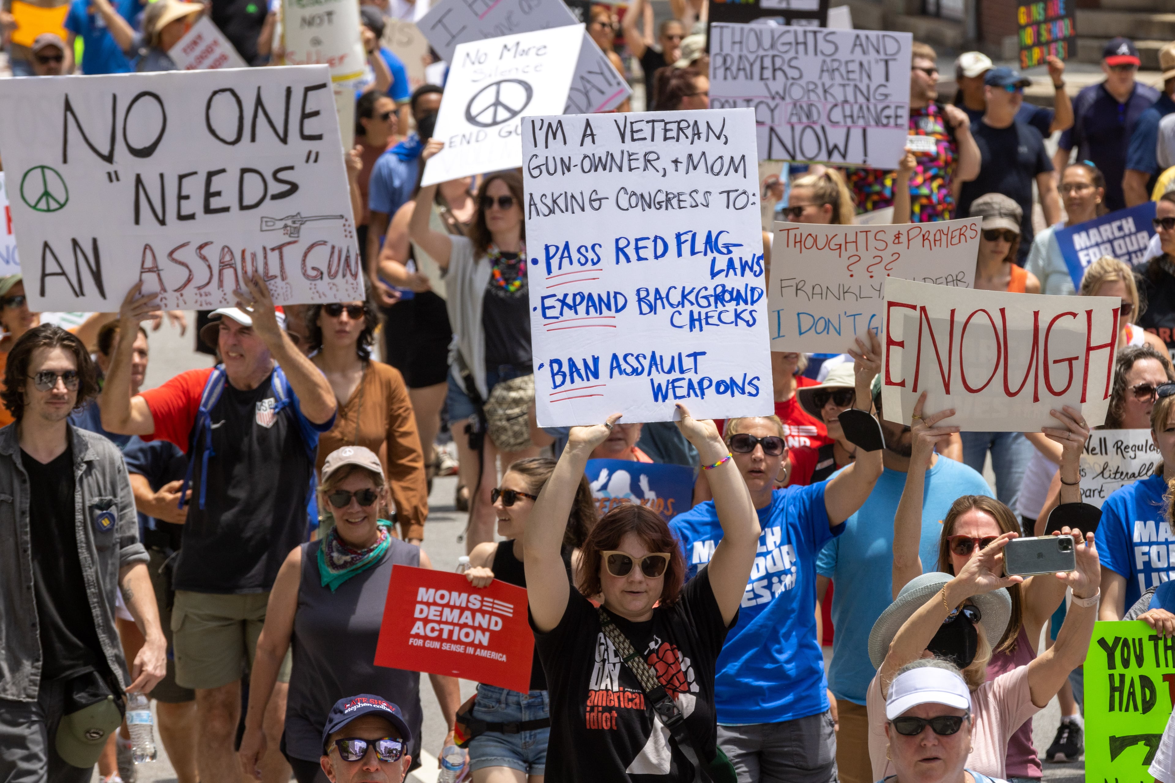 A large crowd leaves Ebenezer Baptist Church and heads down Edgewood Avenue toward Woodruff Park during the March for Our Lives on Saturday, June 11, 2022. (Steve Schaefer / steve.schaefer@ajc.com)