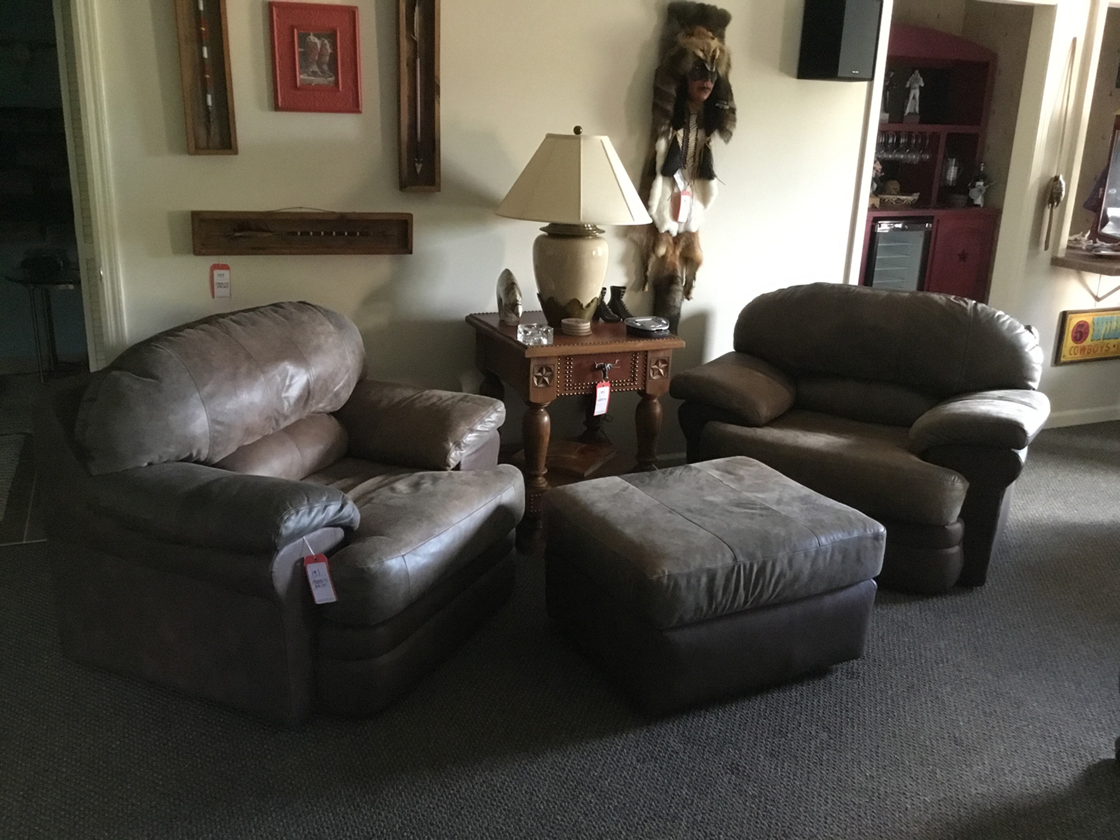 Images from the Ahlers & Ogletree Auction Gallery's auction of the Eatonton ranch belonging to Tex and Diane McIver.