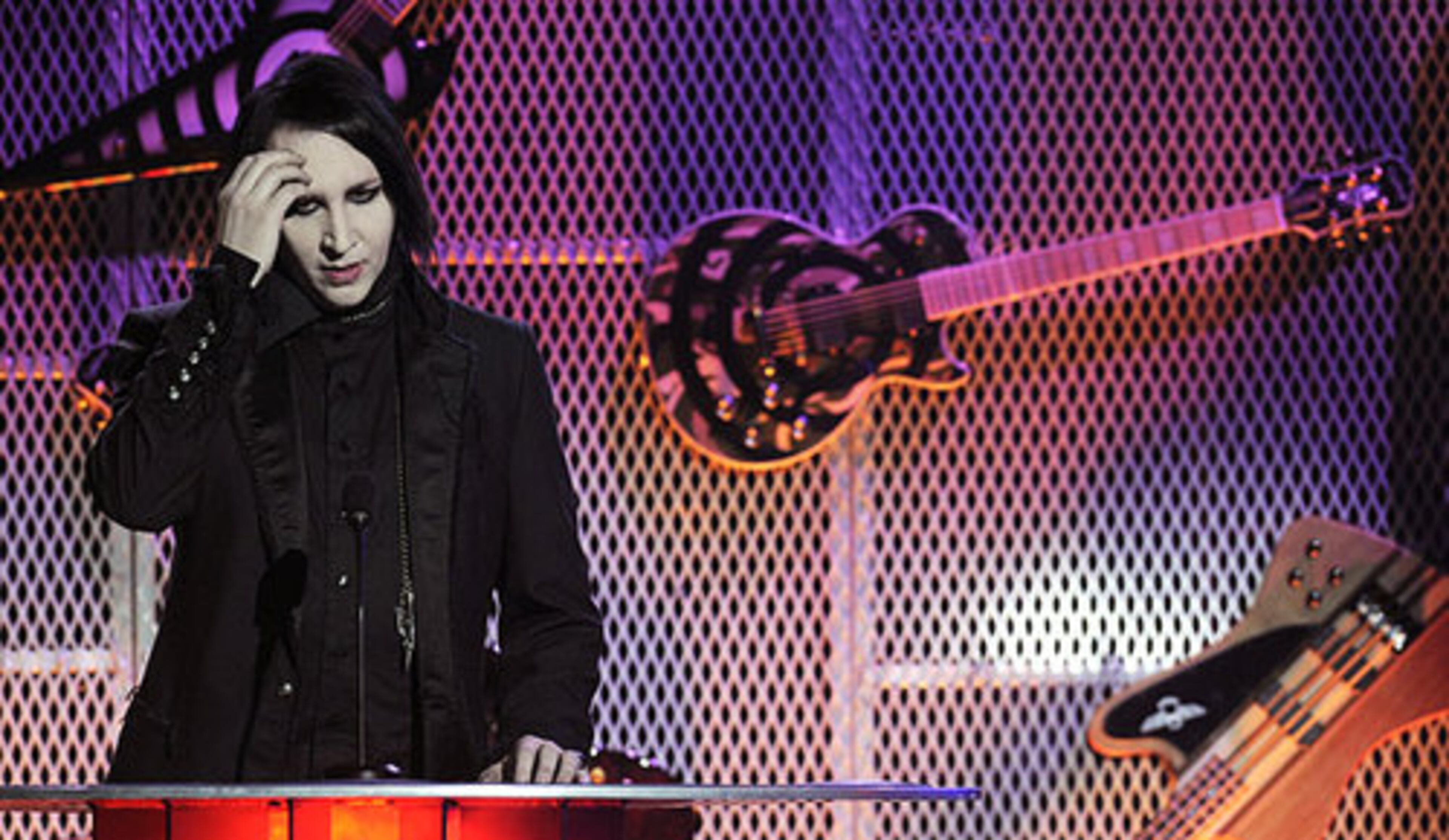 Marilyn Manson addresses the audience.