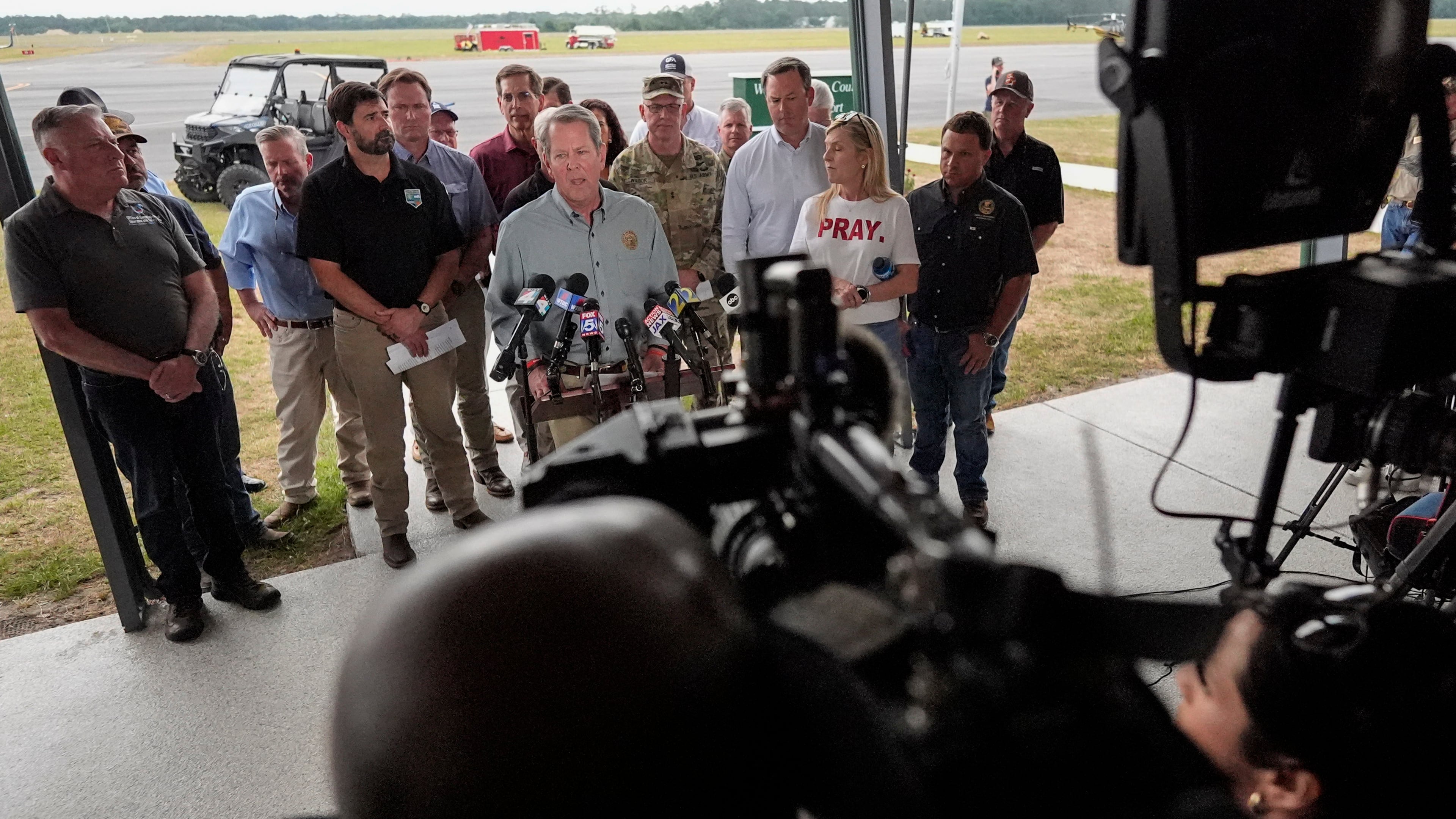 Gov. Brian Kemp speaks about the fires in southeast Georgia on Friday, April 24, 2026, in Waycross. A fire near the Florida-Georgia line had burned nearly 30,000 acres by April 23, writes guest columnist Zachary Handlos. (Mike Stewart/AP)