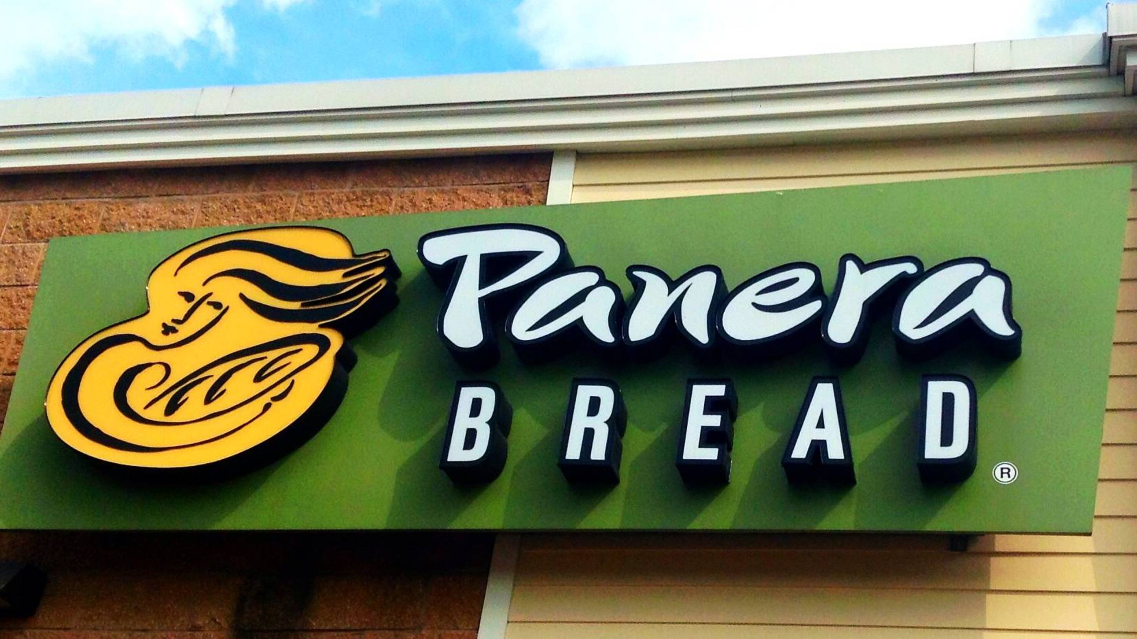 Panera Bread has new flatbread pizzas on its menu. (Mike Mozart (CC BY 2.0))