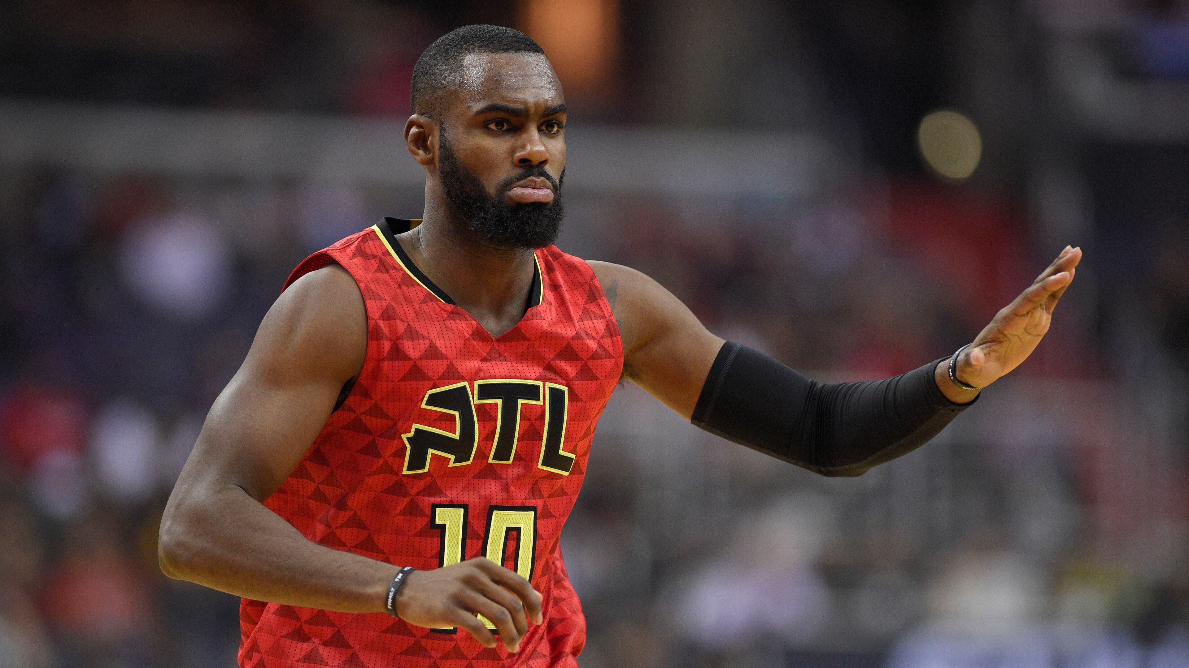 Atlanta Hawks guard Tim Hardaway Jr. (10) reacts during the first half in Game 5 of a first-round NBA basketball playoff series against the Washington Wizards, Wednesday, April 26, 2017, in Washington. (AP Photo/Nick Wass)