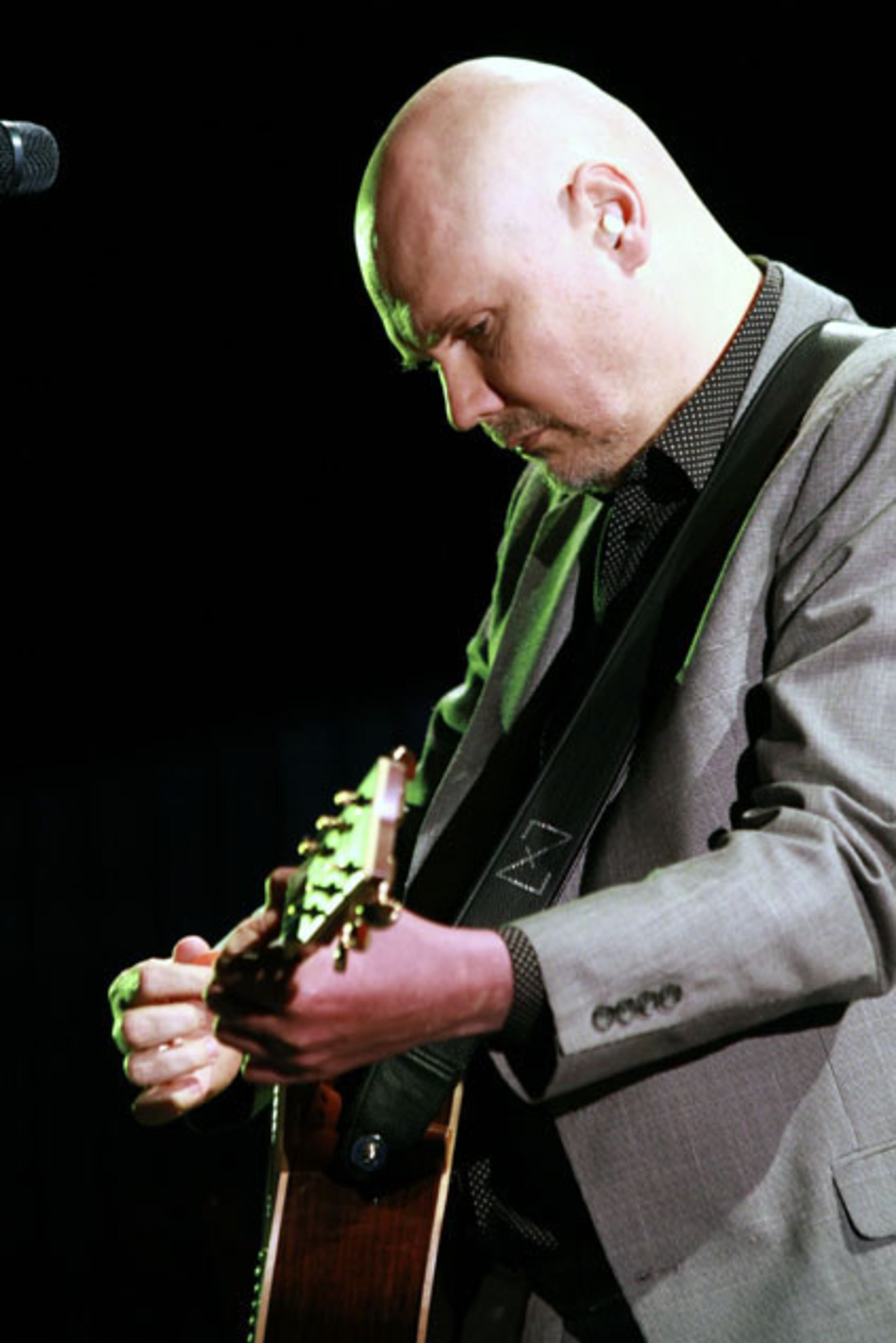 Billy Corgan and his Smashing Pumpkins played to a packed Cobb Energy Centre crowd Tuesday night, April 26, 2016; Liz Phair opened the show. Though the stage was set up for his touring band, which includes original Pumpkins drummer Jimmy Chamberlin, Corgan opened the show playing solo and acoustic for the first 3 songs, which is the time allotted for photographers. Robb Cohen Photography & Video /www.RobbsPhotos.com