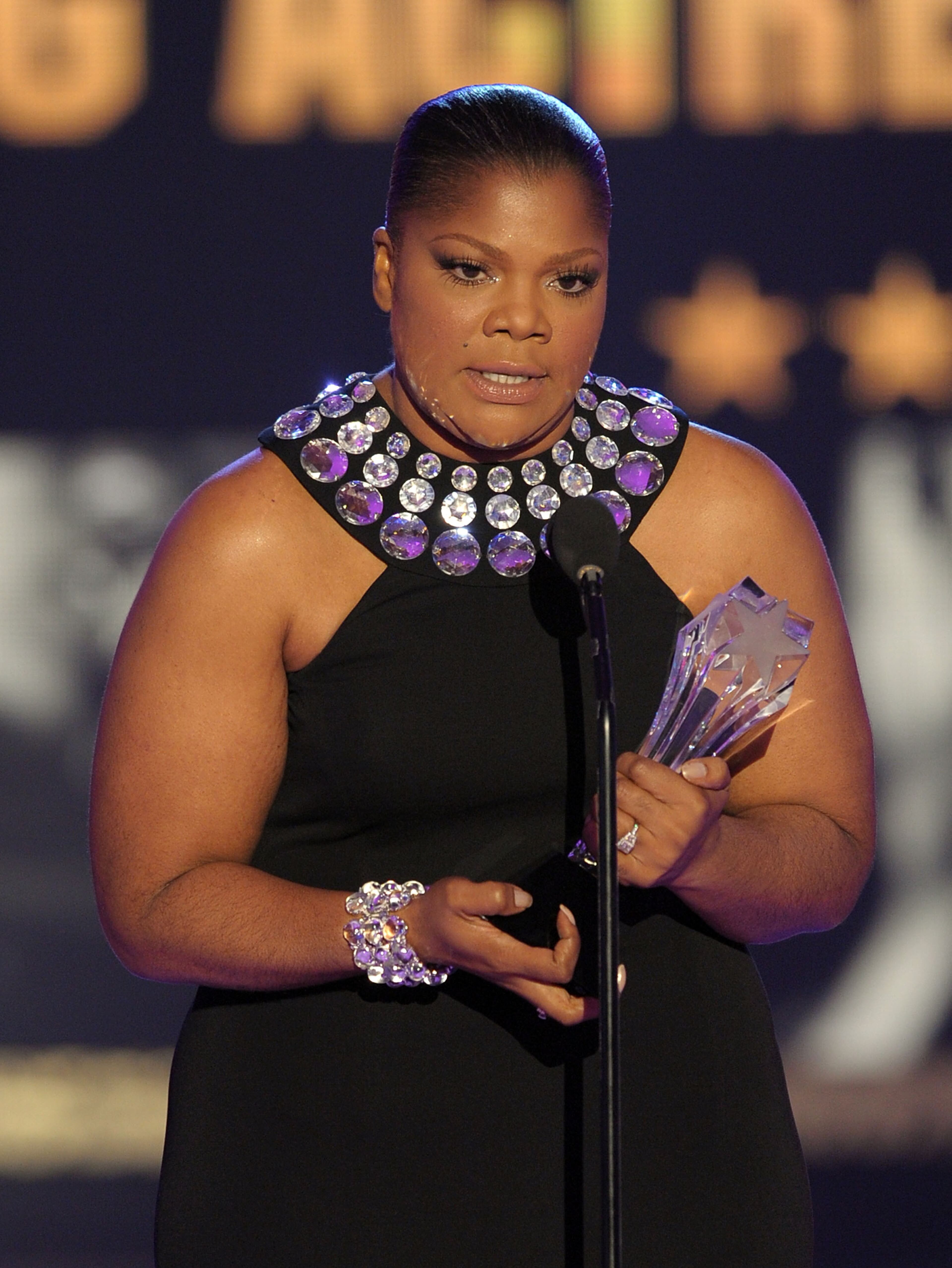 Actress Mo'Nique accepts the Best Supporting Actress award onstage during the 15th annual Critics' Choice Movie Awards held at the Hollywood Palladium on January 15, 2010 in Hollywood, California. (Photo by Kevin Winter/Getty Images for VH1)