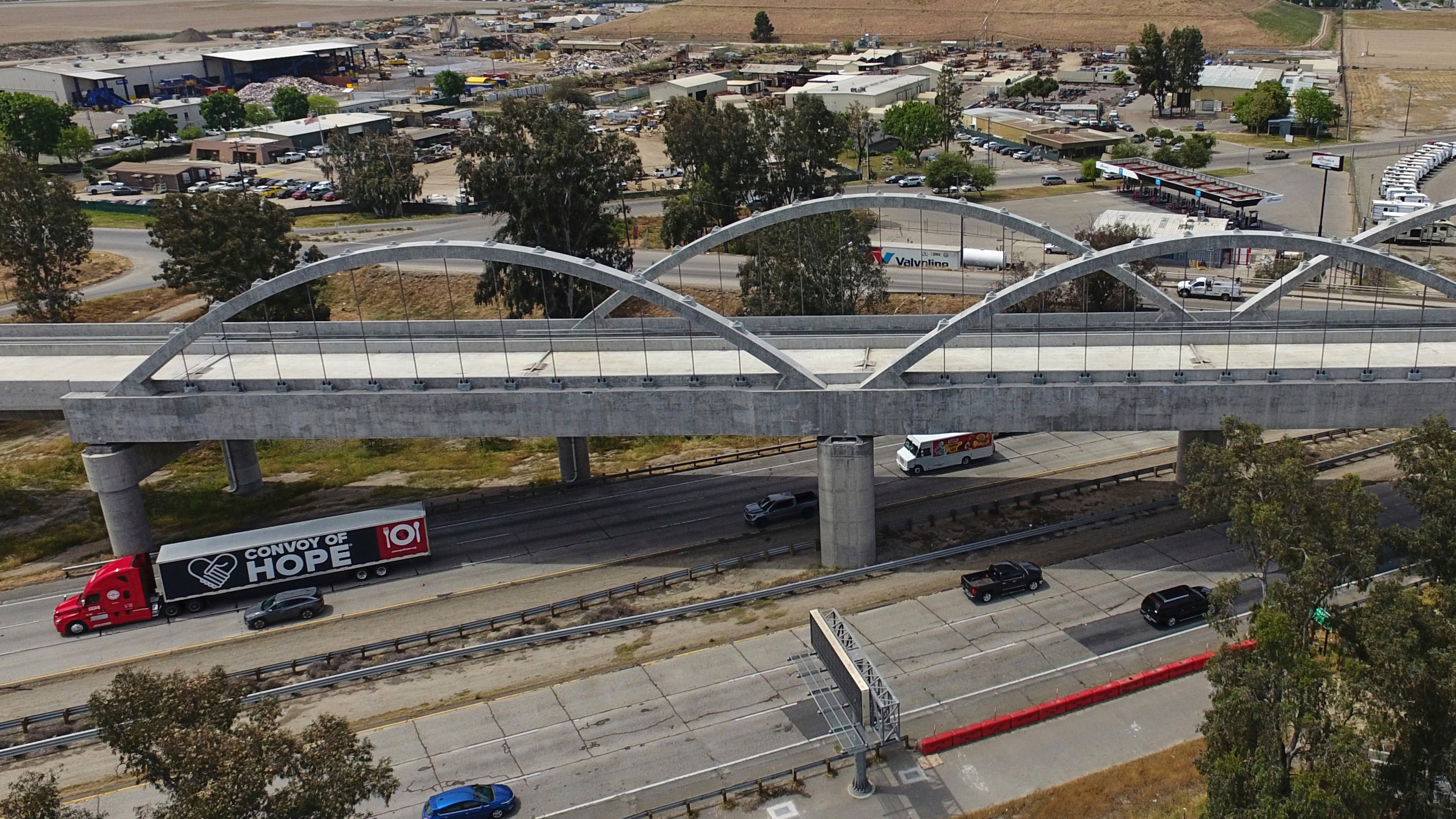 FILE - The Cedar Viaduct, designed to take high-speed trains over Cedar and North avenues and State Route 99, is shown in an aerial view, Tuesday, April 15, 2025, in Fresno, Calif. (AP Photo/Godofredo A. Vásquez, File)