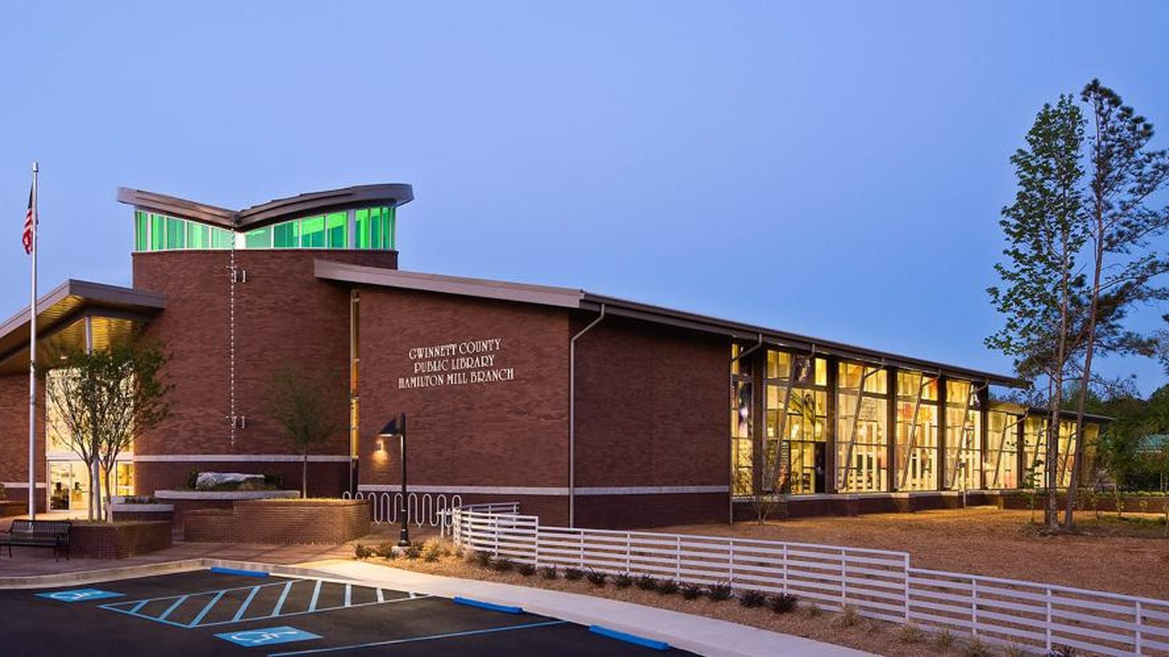 Gwinnett County book drops will reopen Tuesday. GWINNETT COUNTY PUBLIC LIBRARY / AJC FILE PHOTO