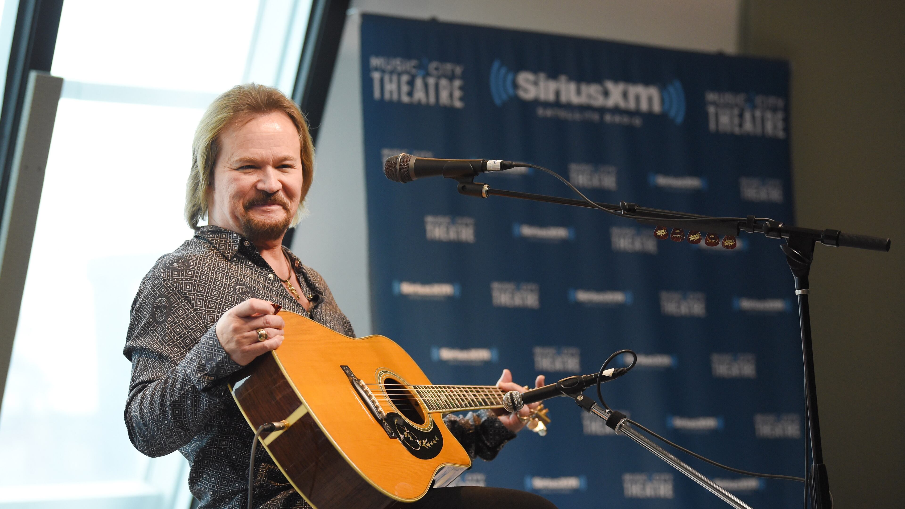 NASHVILLE, TN - OCTOBER 10: Country Artist Travis Tritt performs at SiriusXM Studios on October 10, 2018 in Nashville, Tennessee. (Photo by Jason Kempin/Getty Images for SiriusXM)