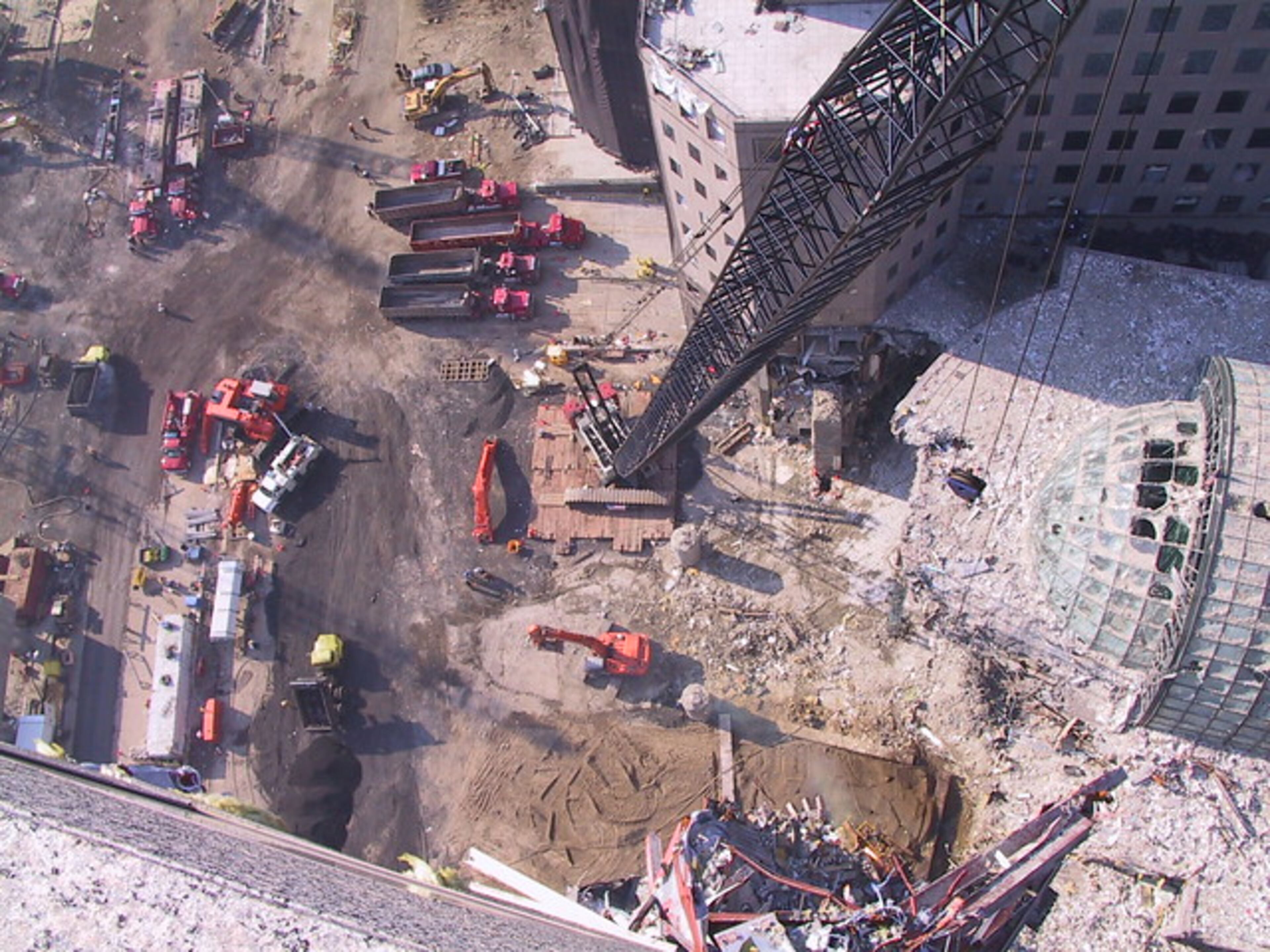 Jason Scott uploaded thousands of photos of the Ground Zero cleanup after the 9/11 attacks. The photos were discovered on a CD Rom purchased at an estate sale, according to the BBC.