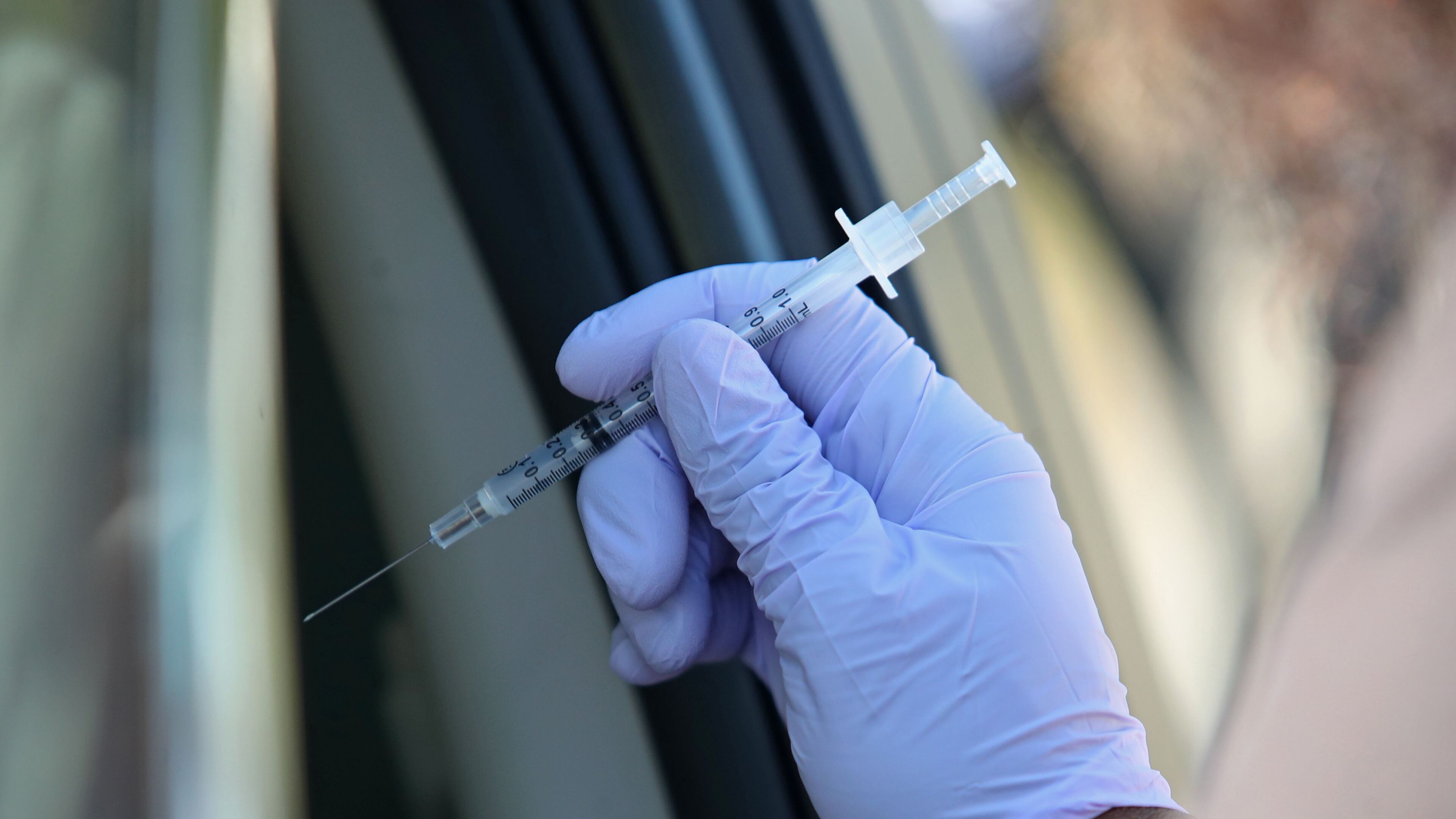 Henry Schools appoints local doctor to be medical examiner on COVID-19 distribution. (John McCall/South Florida Sun-Sentinel/TNS)