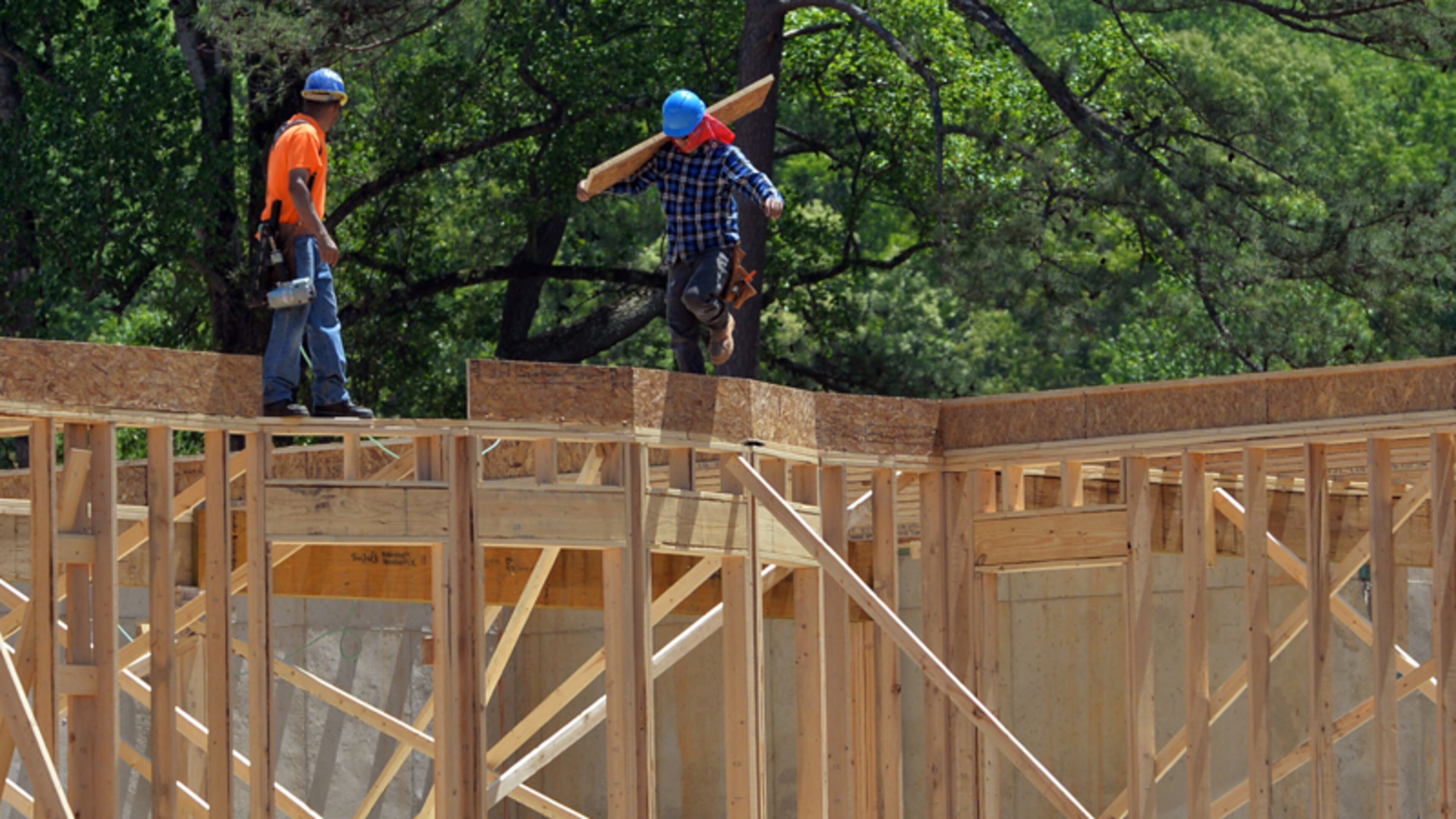 Roswell is joining the reestablished Georgia Urban County Consortium, which will give it access to an estimated $100,000 in federeal grants that can be used to construct affordable housing. AJC FILE