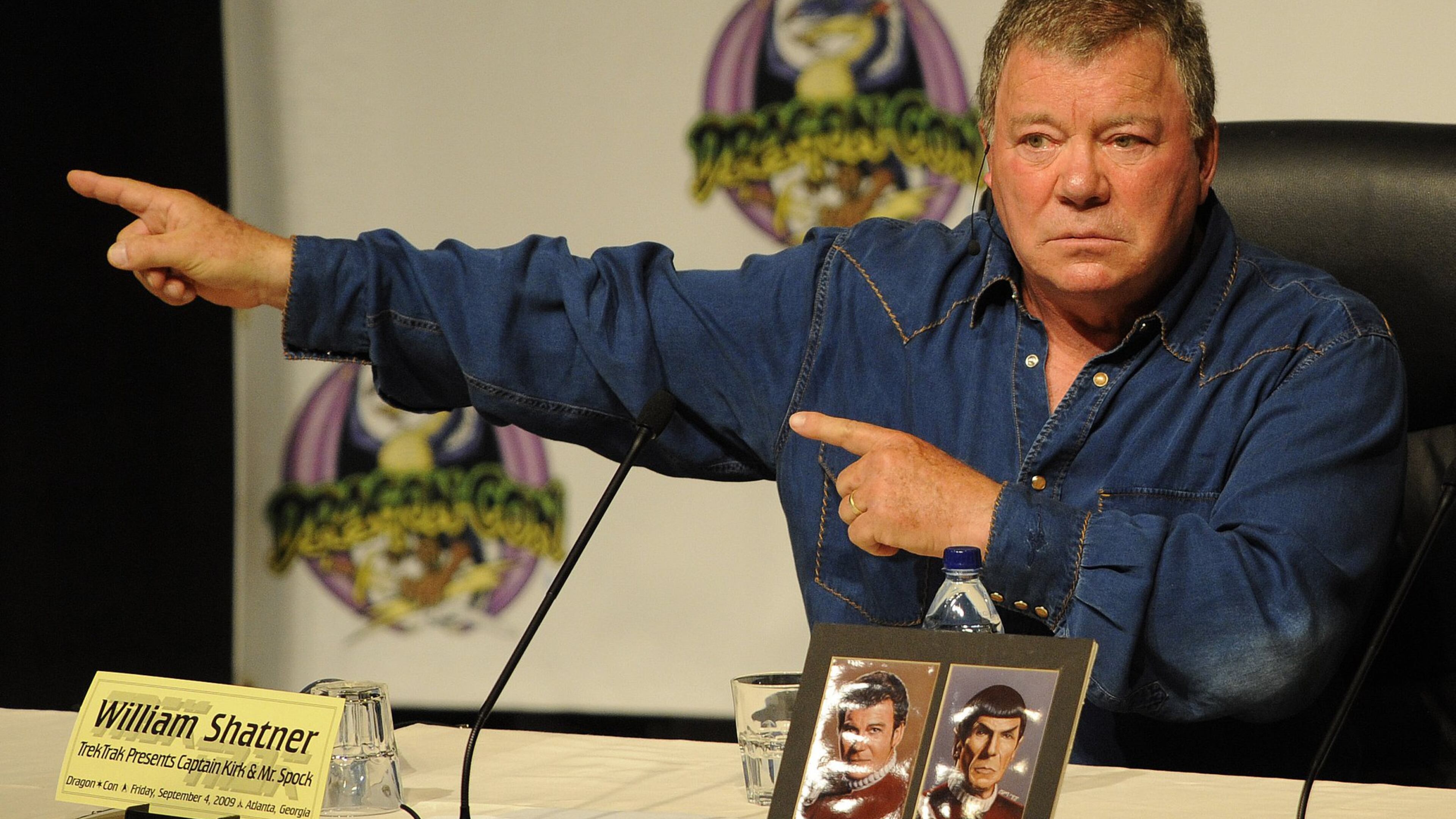 Former Star Trek star William Shatner, Captain James Tiberius Kirk, gestures during his conversation with Leonard Nimoy during the Dragon Con convention at the Hyatt on Friday, September 4, 2009. Photo: Johnny Crawford/ jcrawford@ajc.com