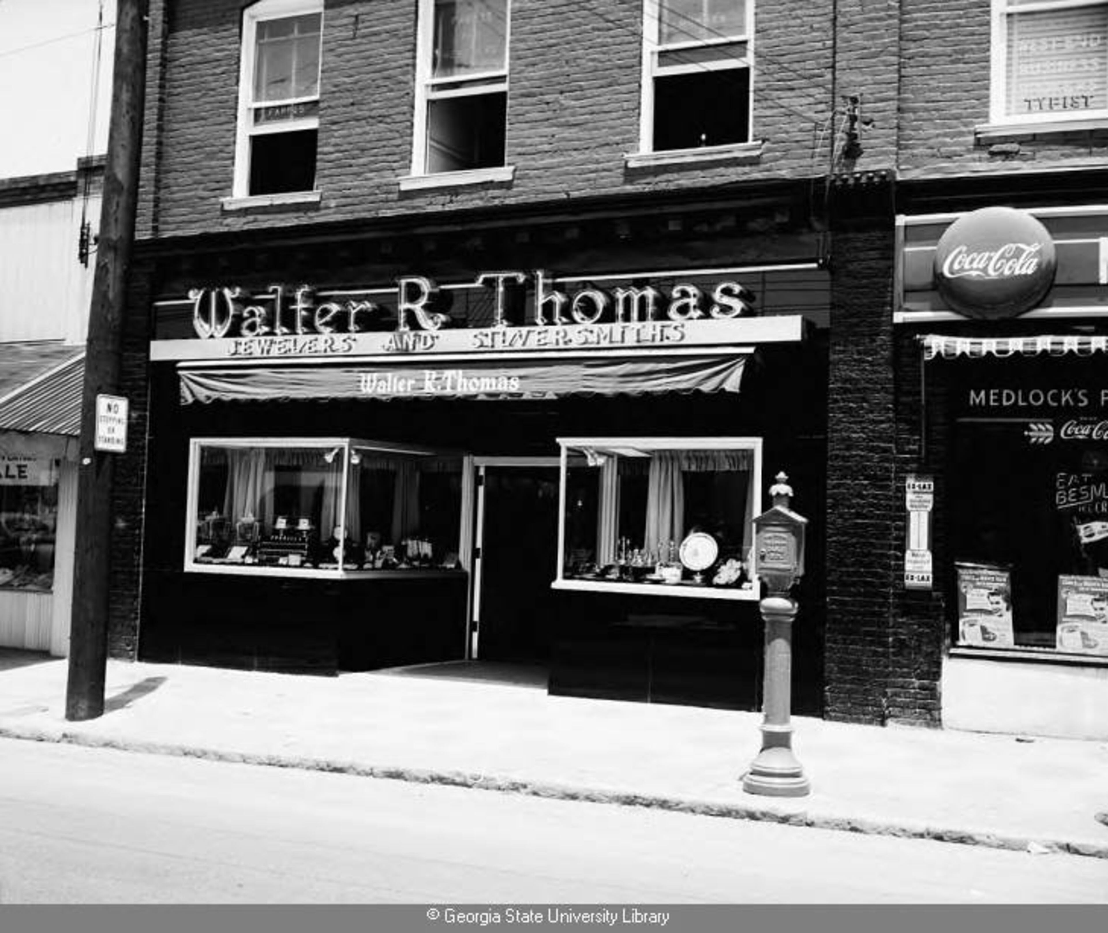 Jan. 1947 -- Walter R. Thomas Jewelry Company’s new West End store. LANE BROS. PHOTOGRAPHIC COLLECTION / GSU