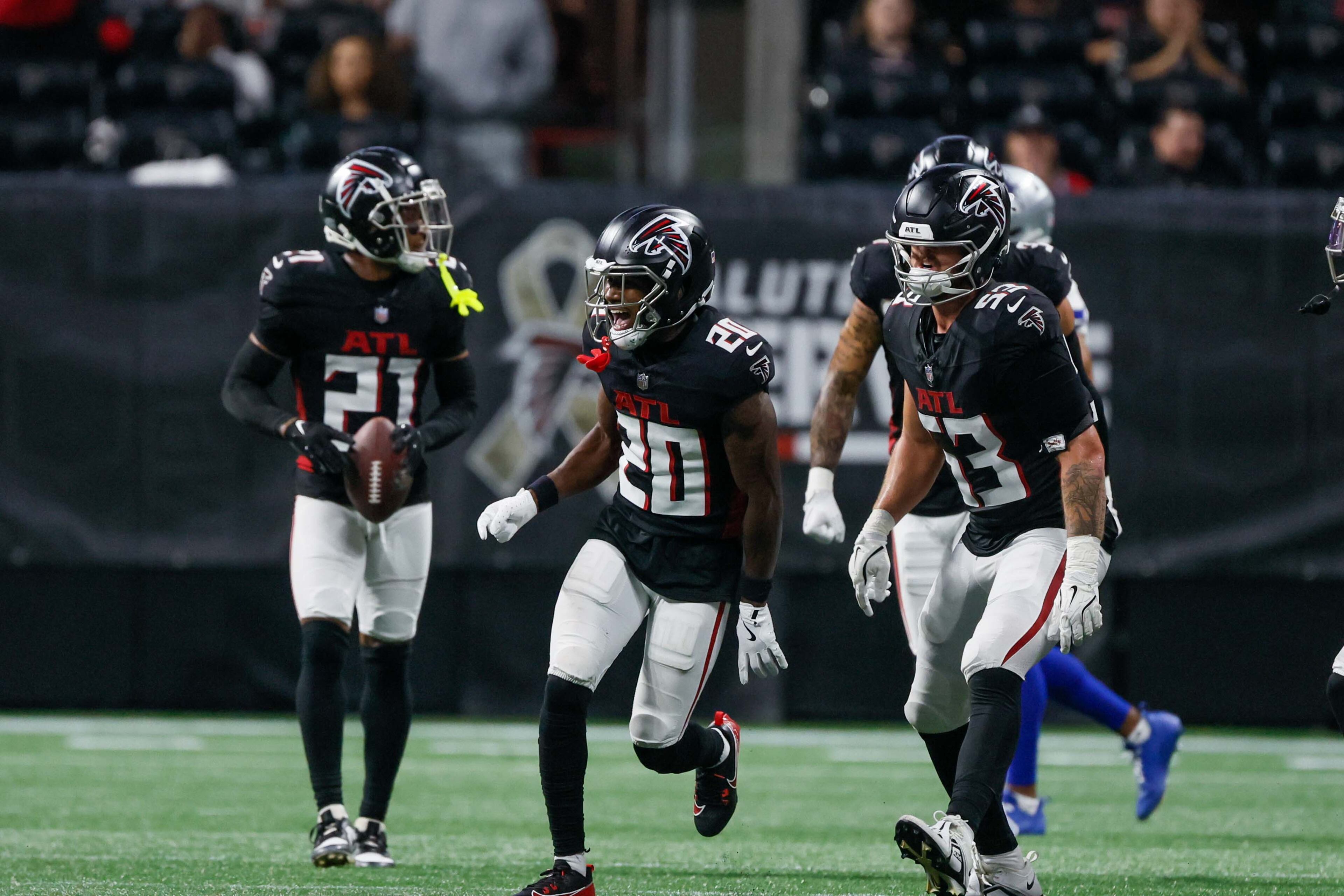 Atlanta Falcons cornerback Dee Alford (20) reacts with teammates after stopping a fourth down against the Dallas Cowboys during the second half of an NFL football game on Sunday, Nov. 3, 2024, at Mercedes-Benz Stadium in Atlanta.
(Miguel Martinez/ AJC)