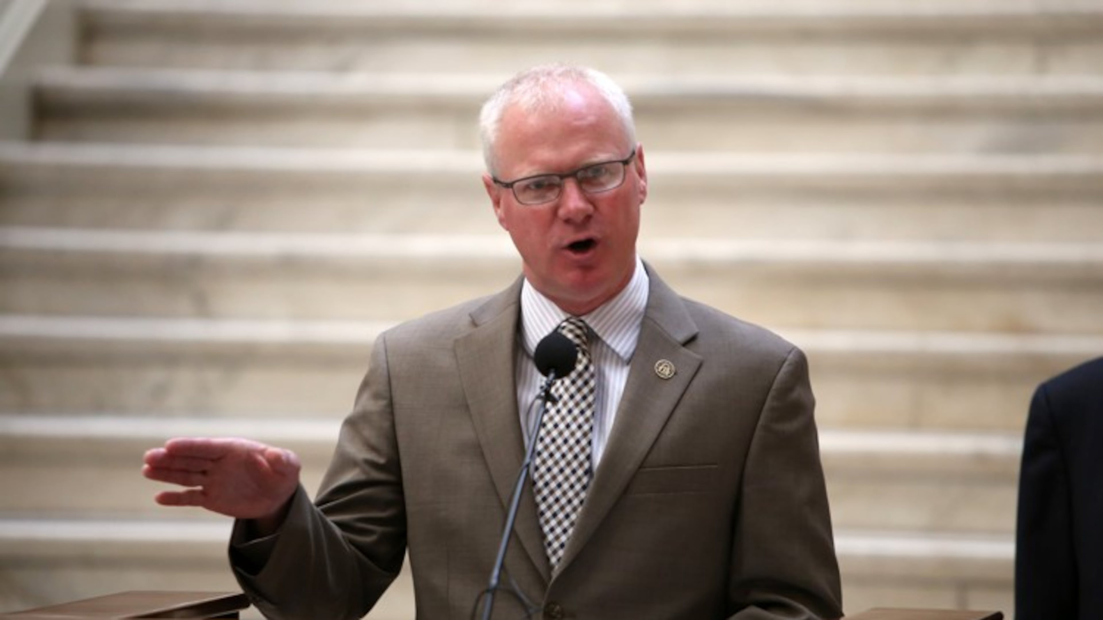 Georgia Department of Transportation Commissioner Russell McMurry may get a $100,000 raise this year, thanks in part to his handling of the I-85 bridge collapse.