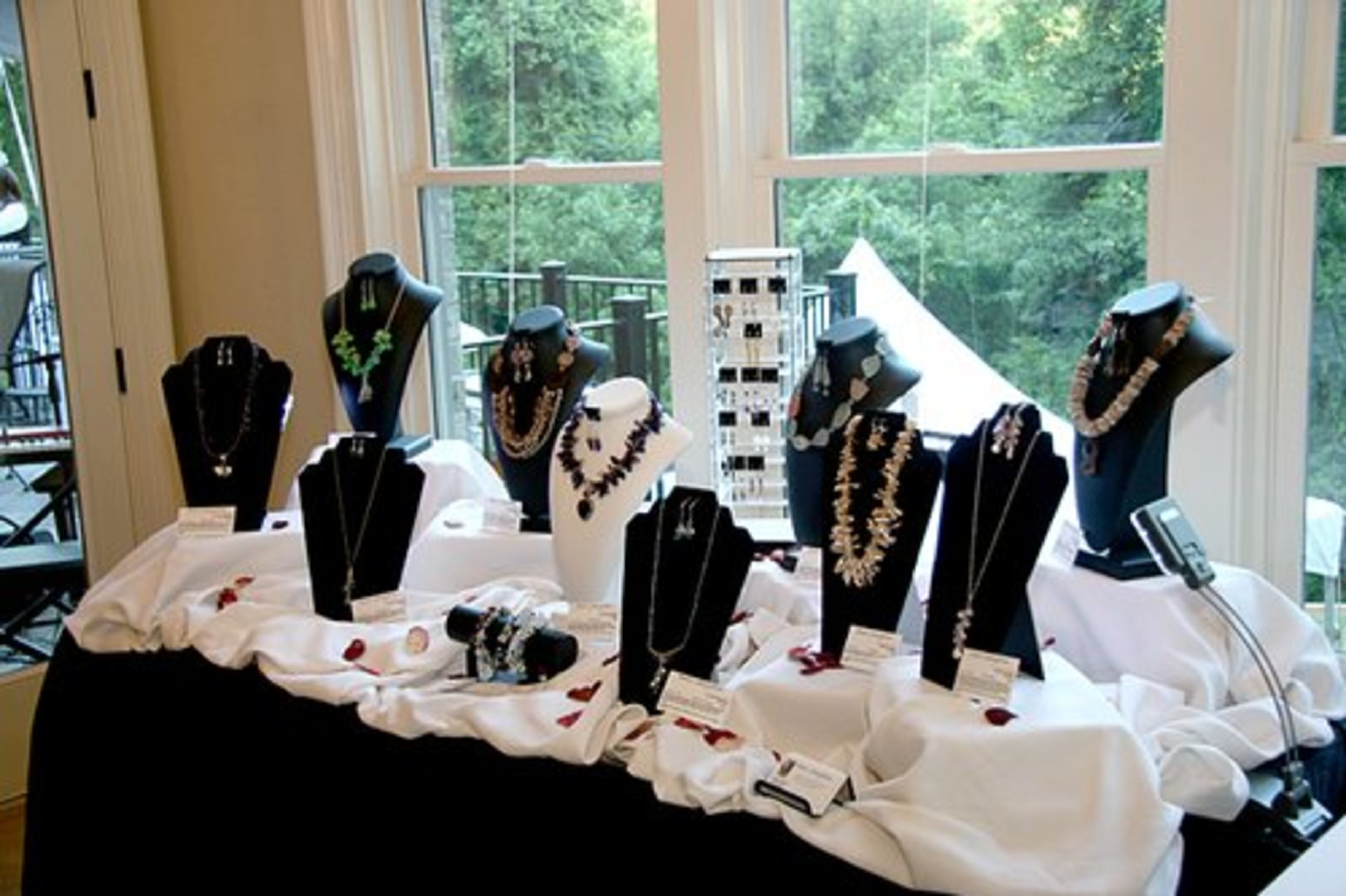 Fine jewelry and artwork were on display at the gala. A percentage of the sales for the art went to True Colors Theatre Company.