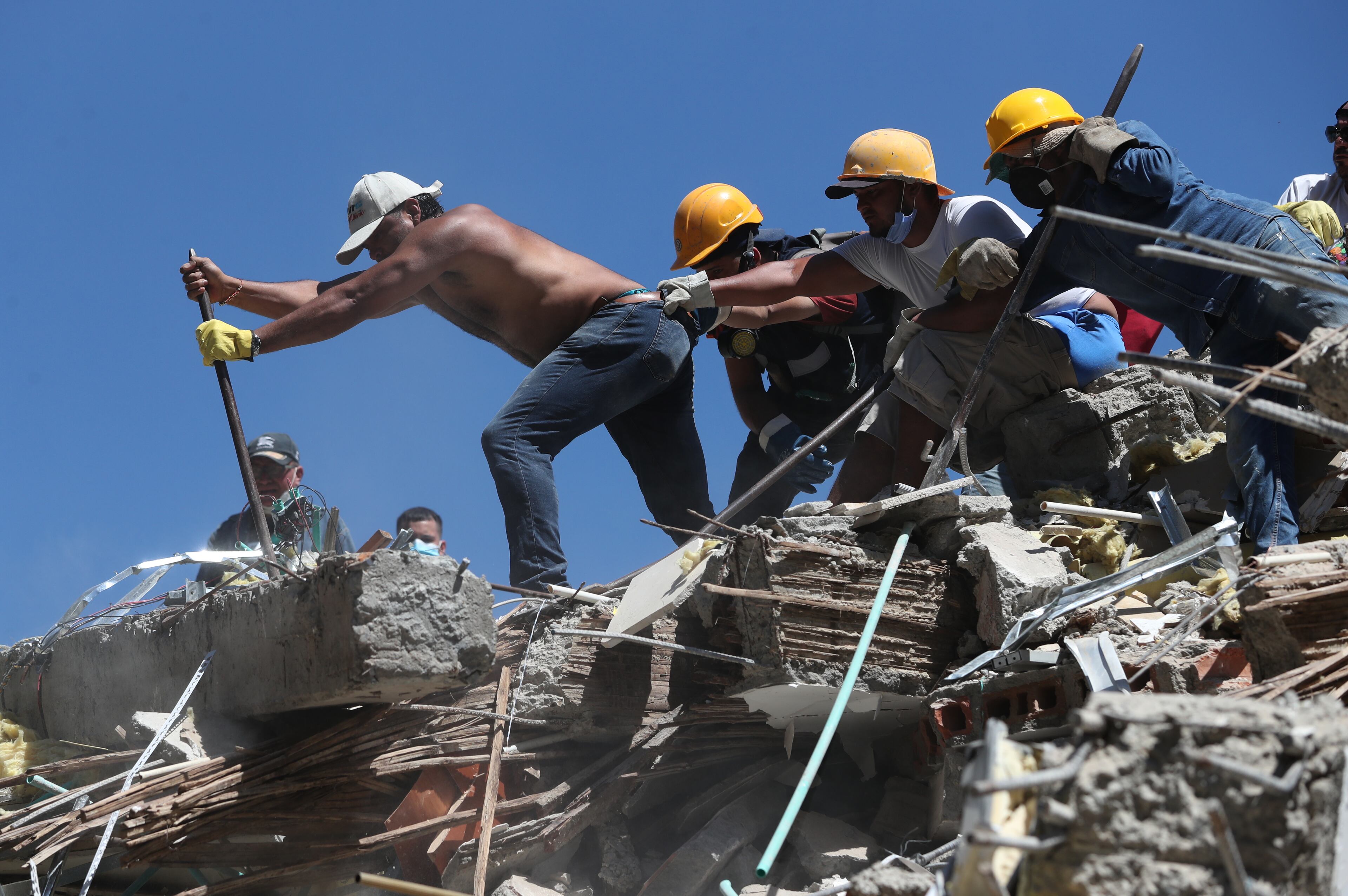 APTOPIX Colombia Earthquake