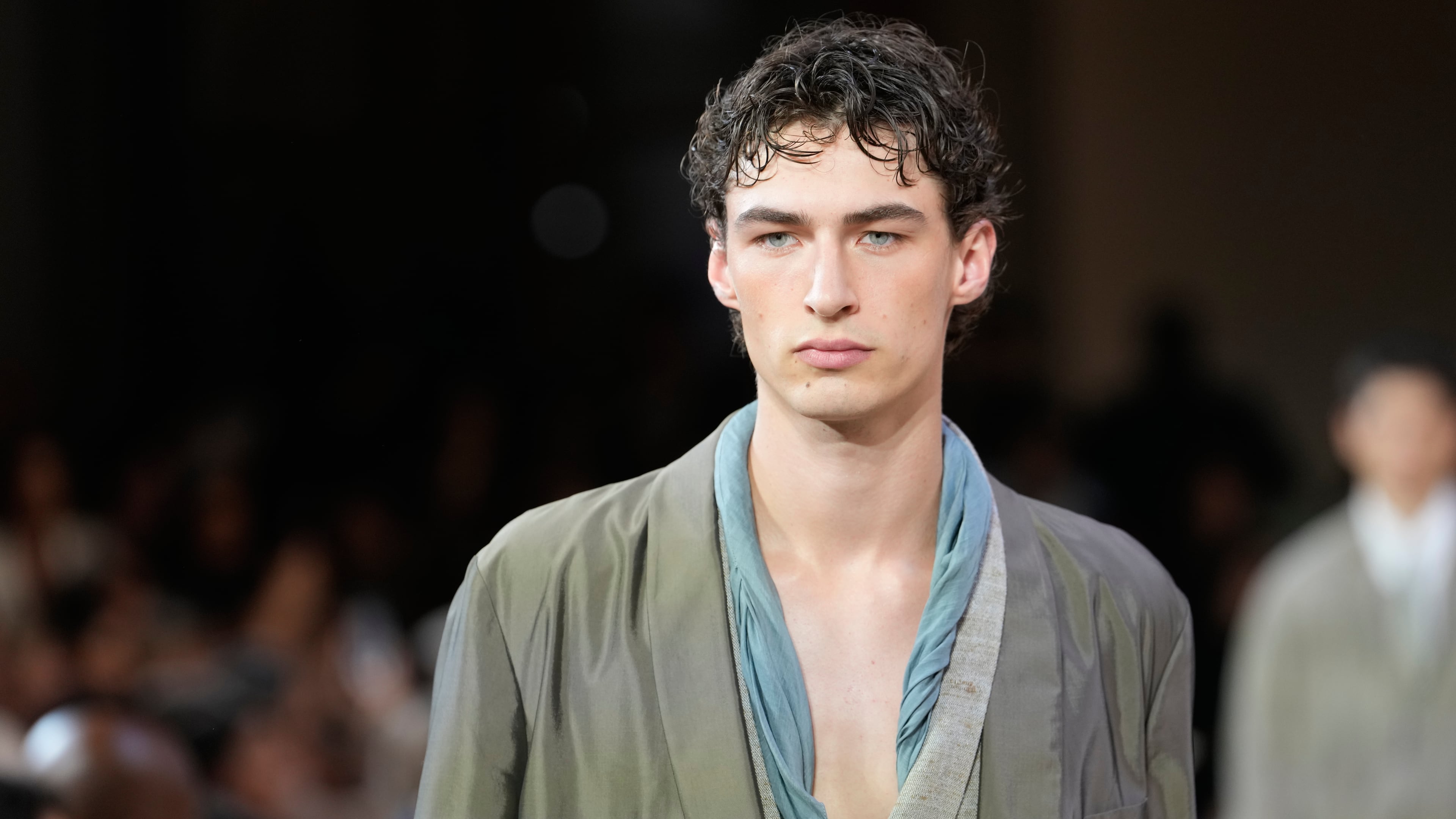A model wears a creation as part of the Giorgio Armani Spring/Summer 2027 men's collection presented in Milan, Italy, Monday, June 22, 2026. (AP Photo/Luca Bruno)