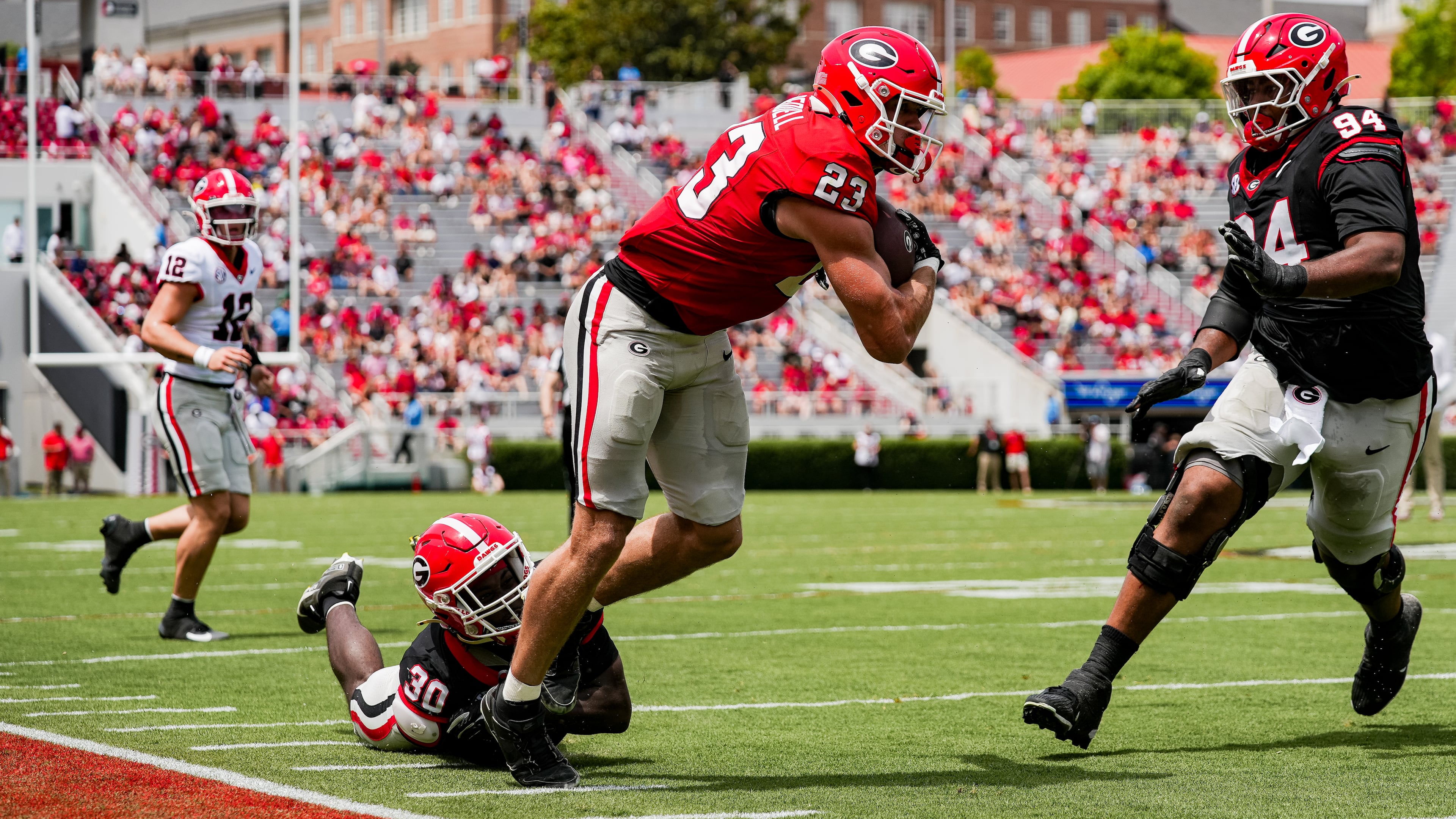 Georgia tight end Jaden Reddell during Georgia’s annual G-Day spring game on Dooley Field at Sanford Stadium in Athens, Ga., on Saturday, April 18, 2026. (Tony Walsh/UGAAA)