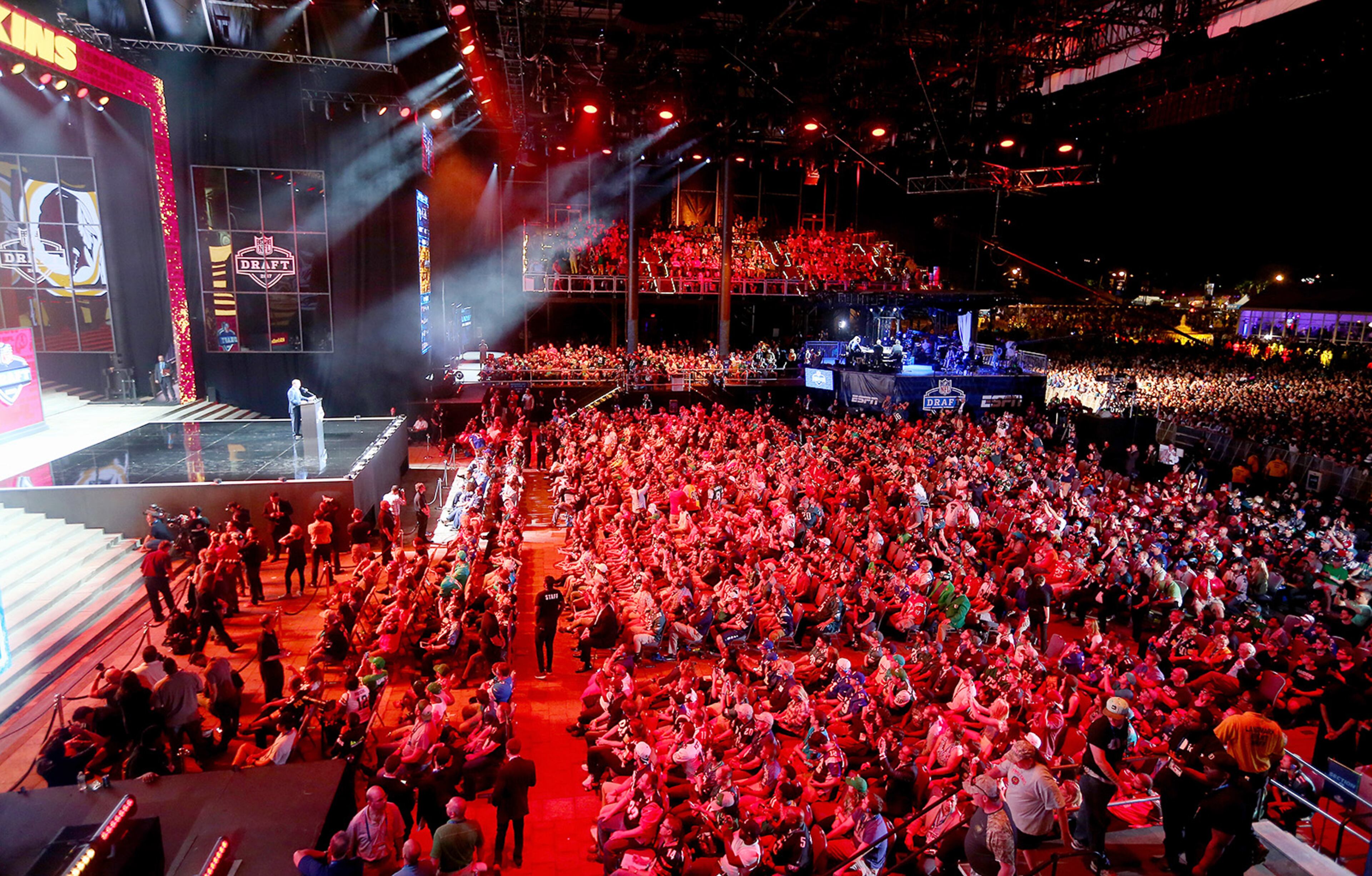 PHILADELPHIA, PA - APRIL 27: Commissioner of the National Football League Roger Goodell speaks during the first round of the 2017 NFL Draft at the Philadelphia Museum of Art on April 27, 2017 in Philadelphia, Pennsylvania. (Photo by Mitchell Leff/Getty Images)