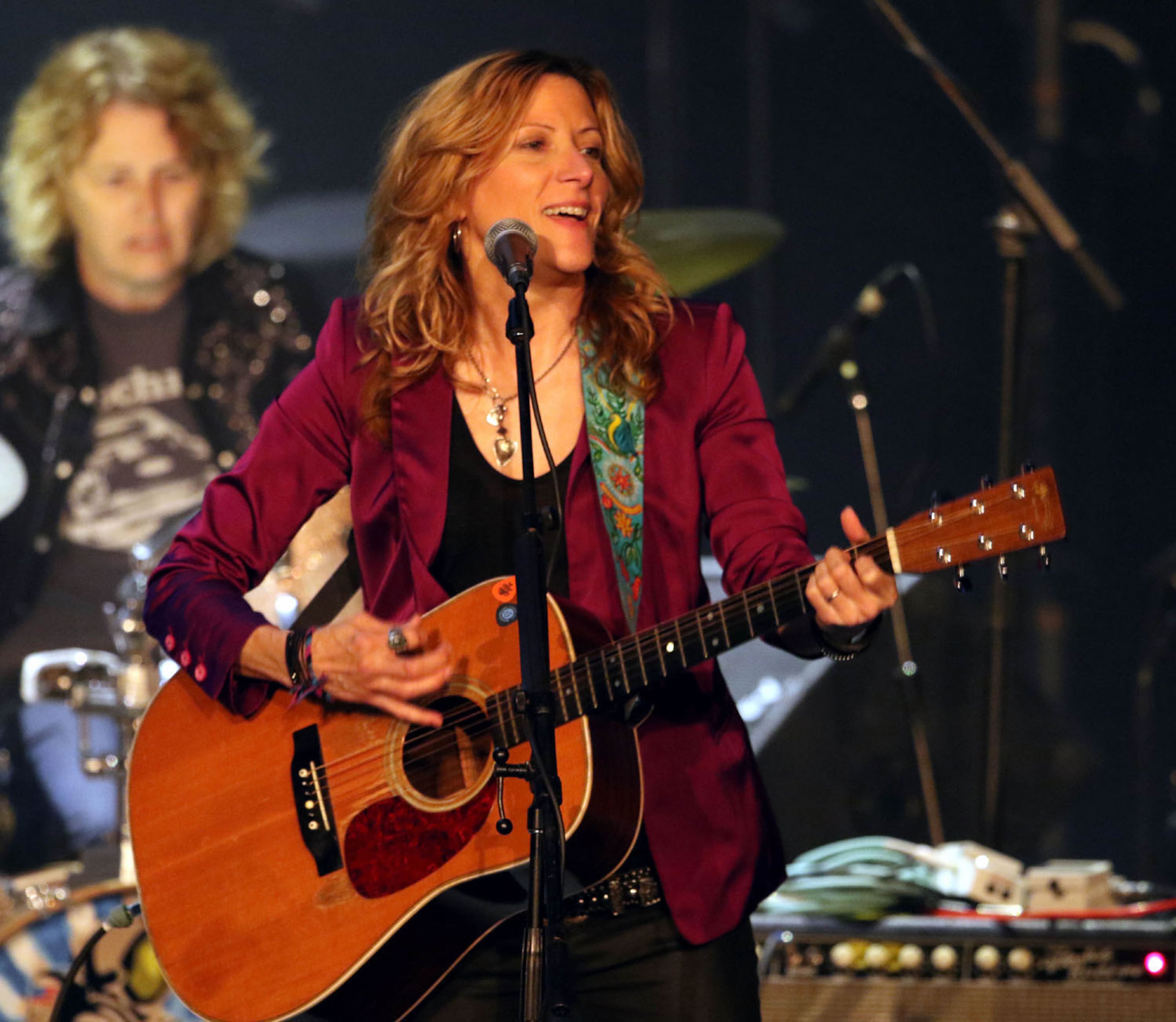 Michelle Malone performs at the Fox Theatre Institute held a benefit concert on Friday, September 13, 2019. Special guests included an R.E.M. reunion (sans Michael Stipe), Tom Gray, Rick Richards, Vanessa Briscoe Hay, Michelle Malone, and Dodd & the Councilmen, featuring Bill Berry of R.E.M.
Robb Cohen Photography & Video /RobbsPhotos.com