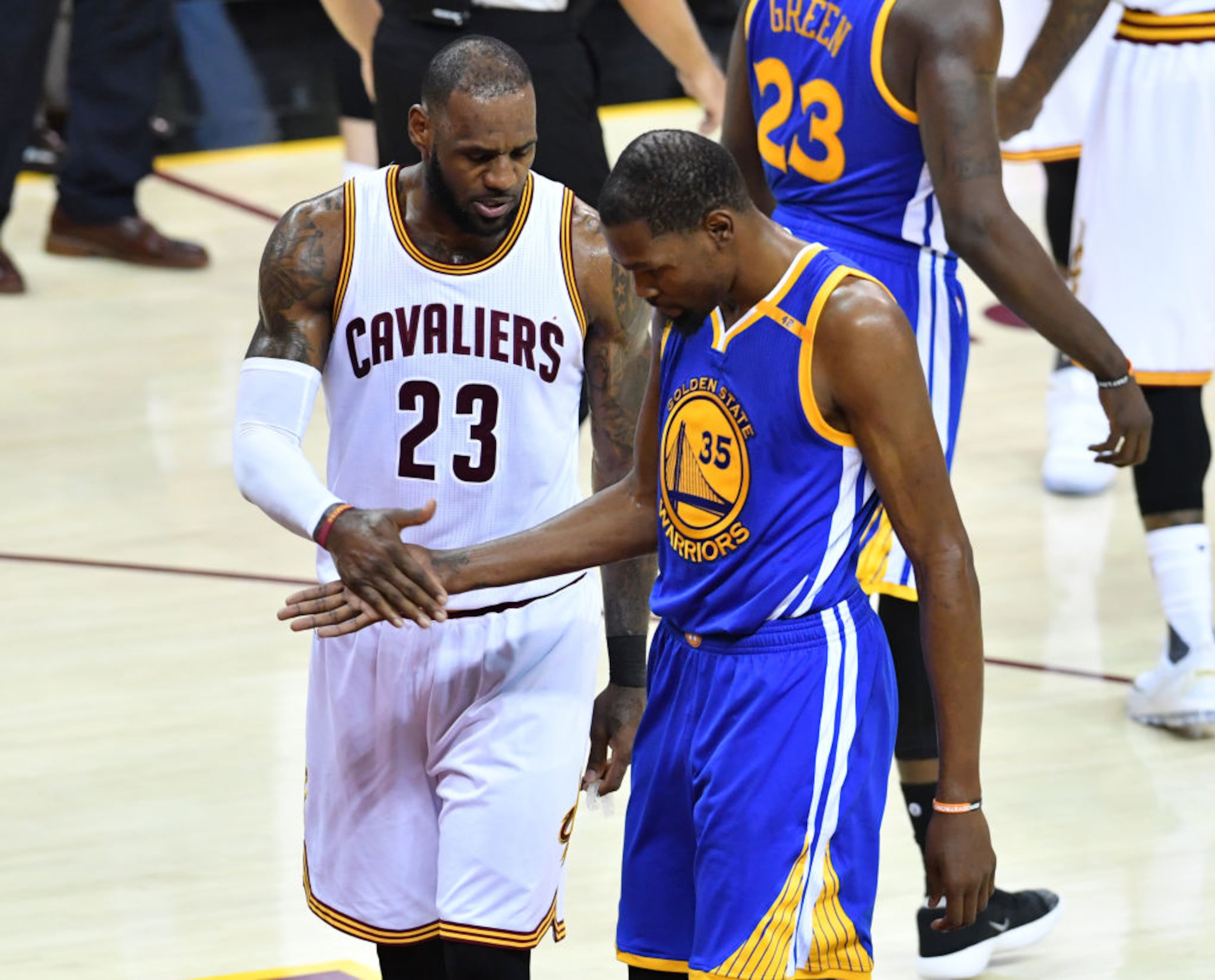 CLEVELAND, OH - JUNE 09: Kevin Durant #35 of the Golden State Warriors and LeBron James #23 of the Cleveland Cavaliers exchange words during Game 4 of the 2017 NBA Finals at Quicken Loans Arena on June 9, 2017 in Cleveland, Ohio. (Photo by Jason Miller/Getty Images)