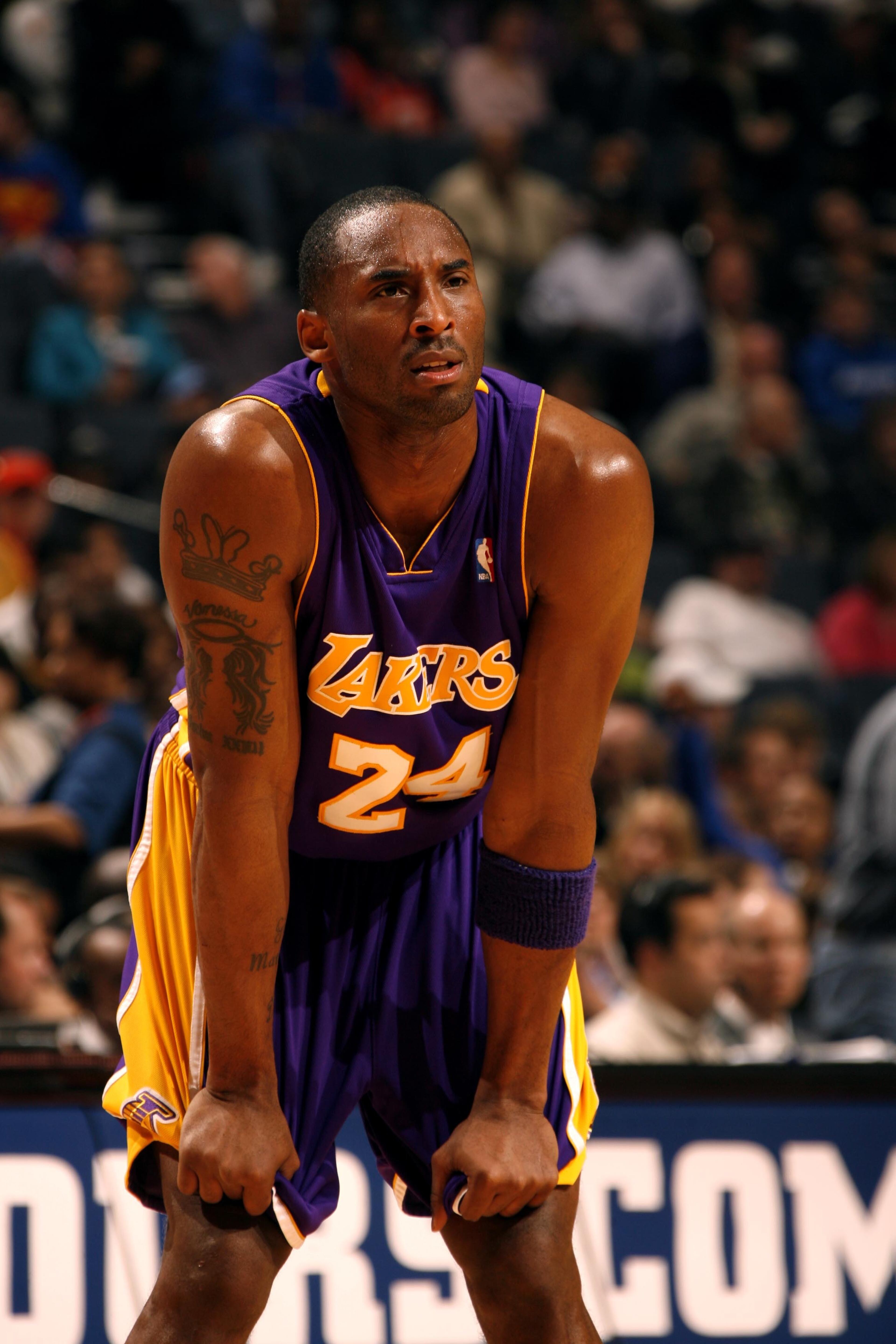 CHARLOTTE, NC - DECEMBER 29: Kobe Bryant #24 of the Los Angeles Lakers is on the court during the game against the Charlotte Bobcats at Charlotte Bobcats Arena on December 29, 2006 in Charlotte, North Carolina. The Bobcats won 133-124. NOTE TO USER: User expressly acknowledges and agrees that, by downloading and/or using this Photograph, user is consenting to the terms and conditions of the Getty Images License Agreement. Mandatory Copyright Notice: Copyright 2006 NBAE (Photo by Kent Smith/NBAE via Getty Images)