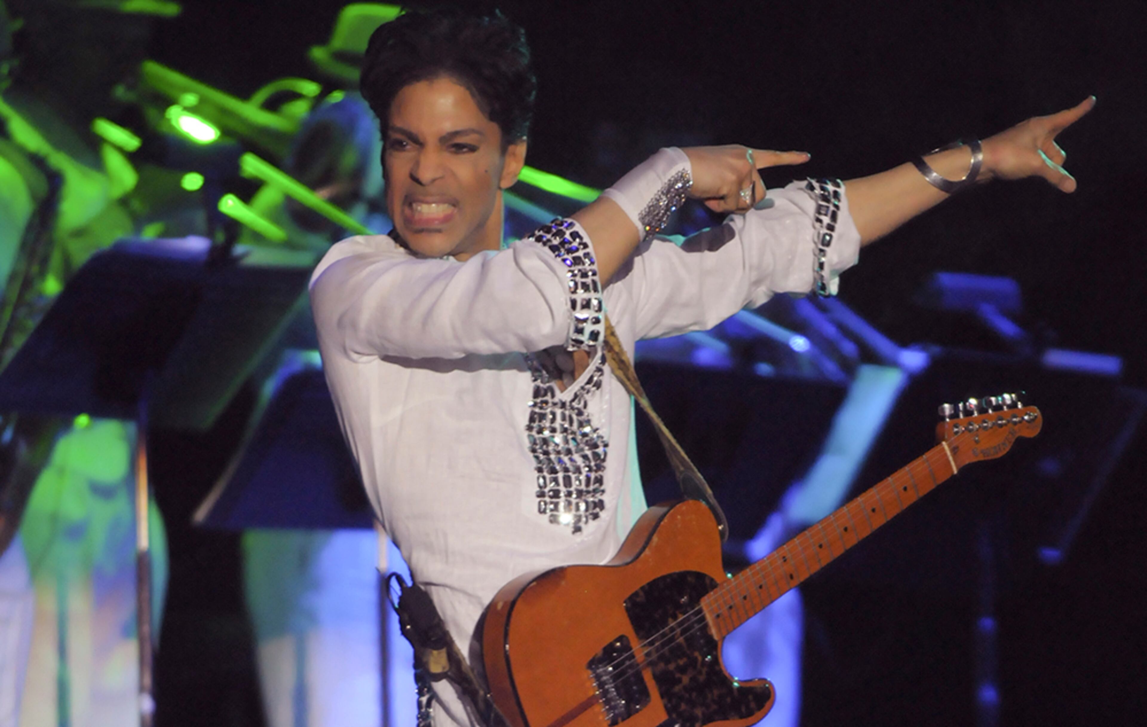 Prince performs at the Coachella Valley Music and Arts Festival in Indio, Calif., April 27, 2008.