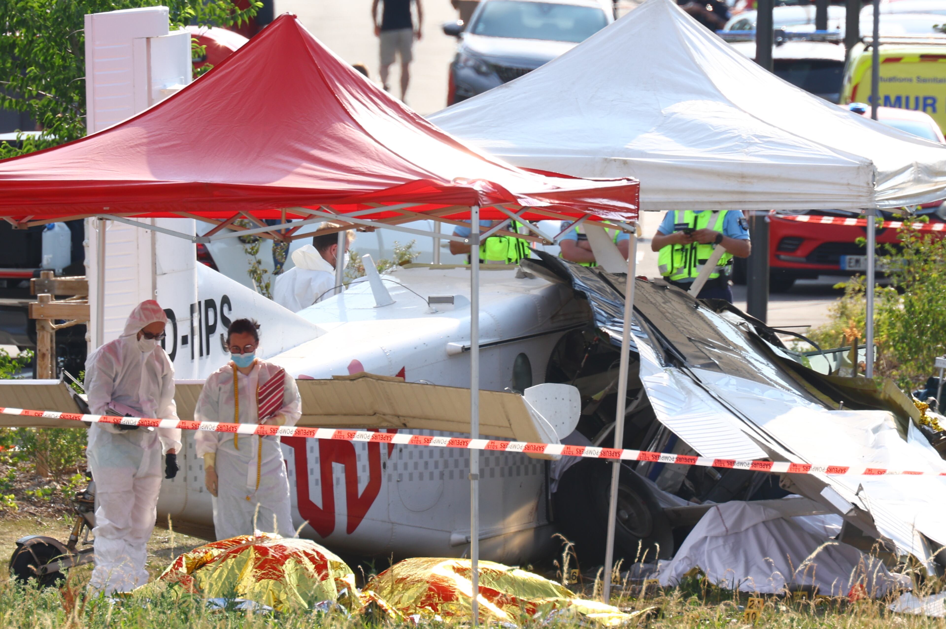 APTOPIX France Plane Crash