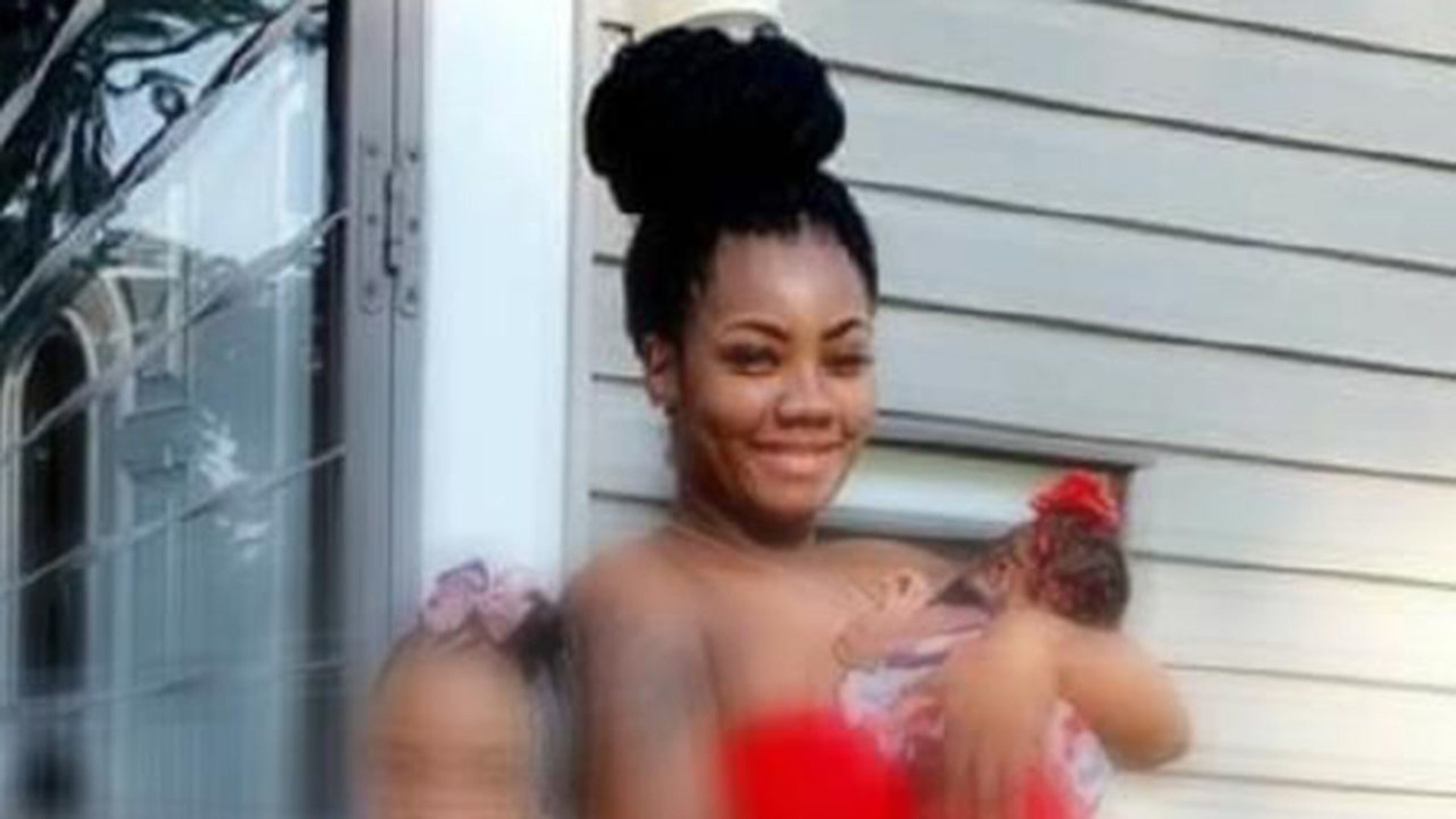 Lois Oglesby, 27, was among nine killed in Dayton, Ohio, Sunday morning.