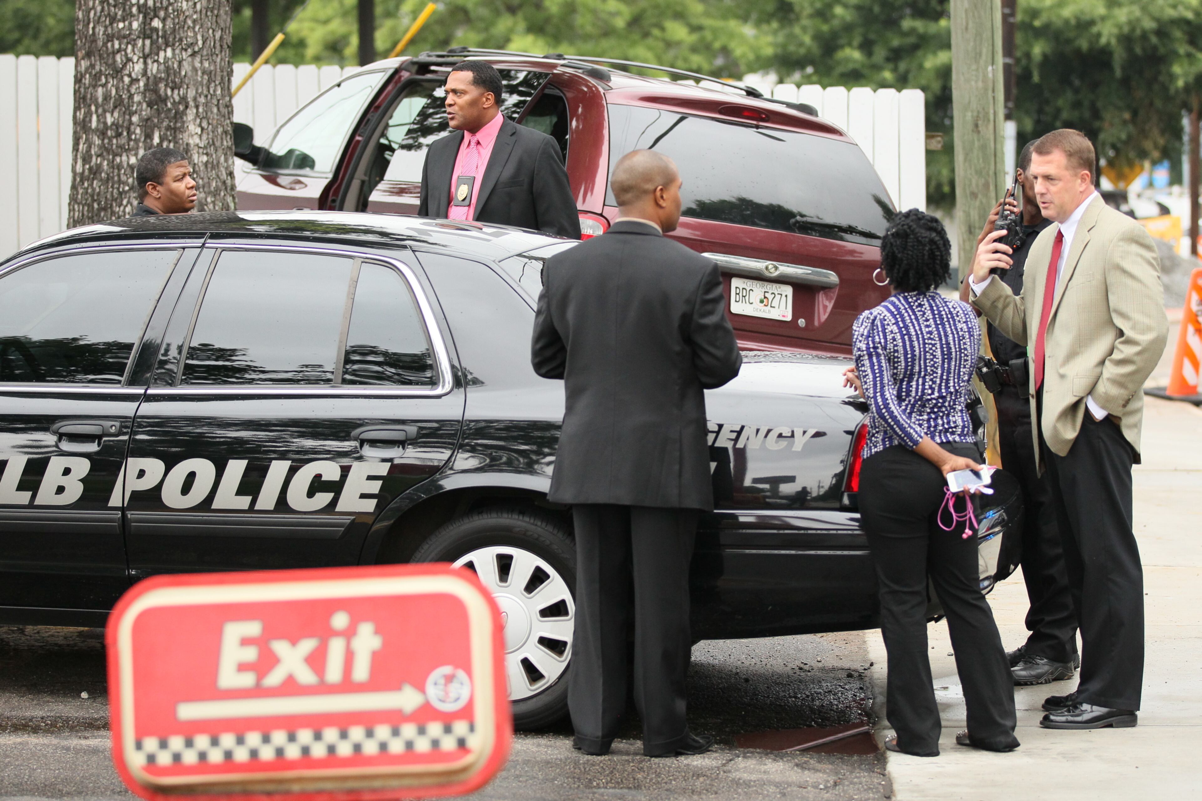 DeKalb County police arrested a man Thursday morning who they say tried to avoid a road block — and likely with good reason. The suspect was caught after he jumped out of a moving vehicle in the parking lot of a Checker’s fast food restaurant on Moreland Avenue in southeast Atlanta.