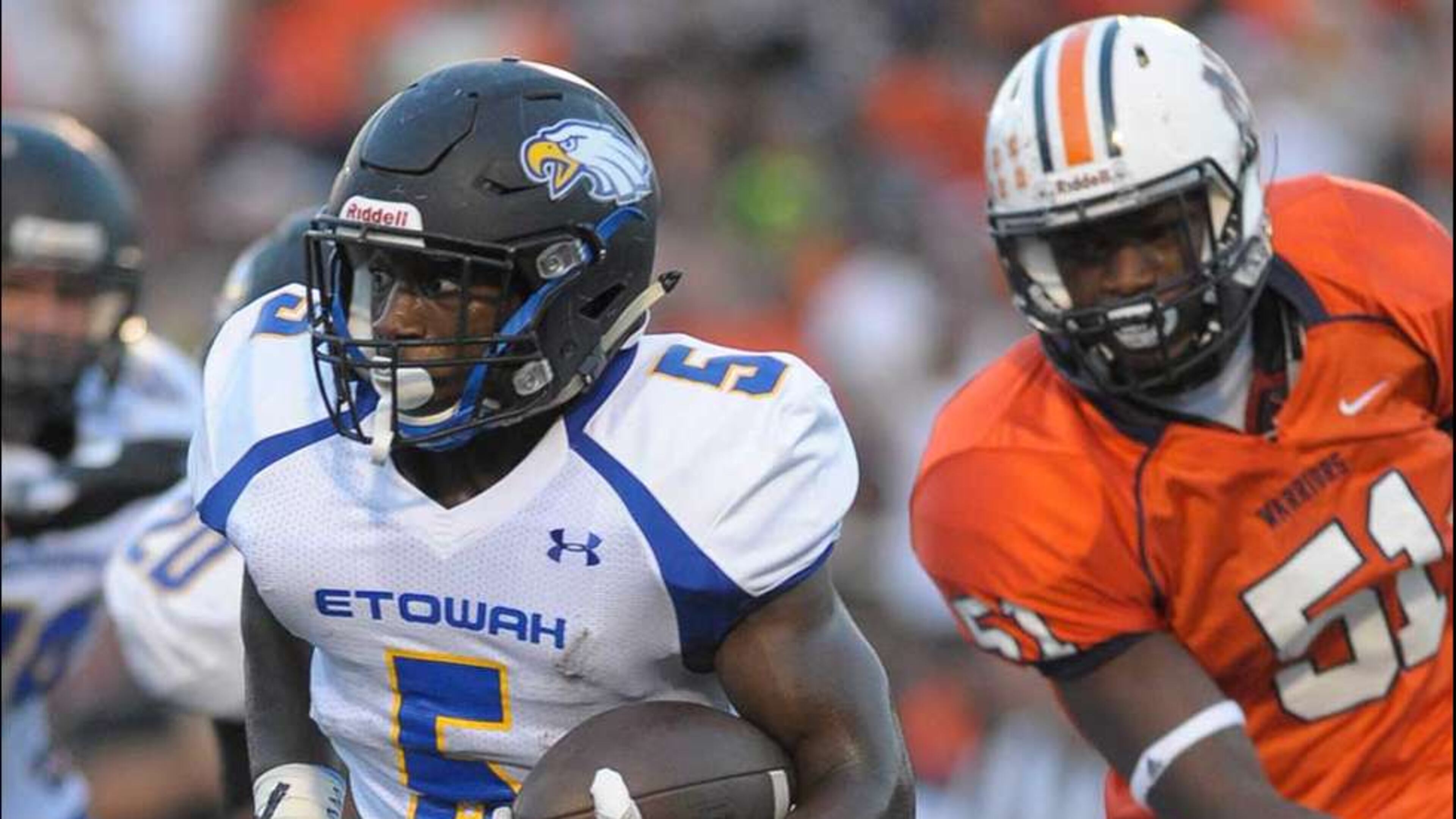 Etowah senior RB Tyray Devein (5) drives the ball down field against the North Cobb defense. Daniel Varnado/Special