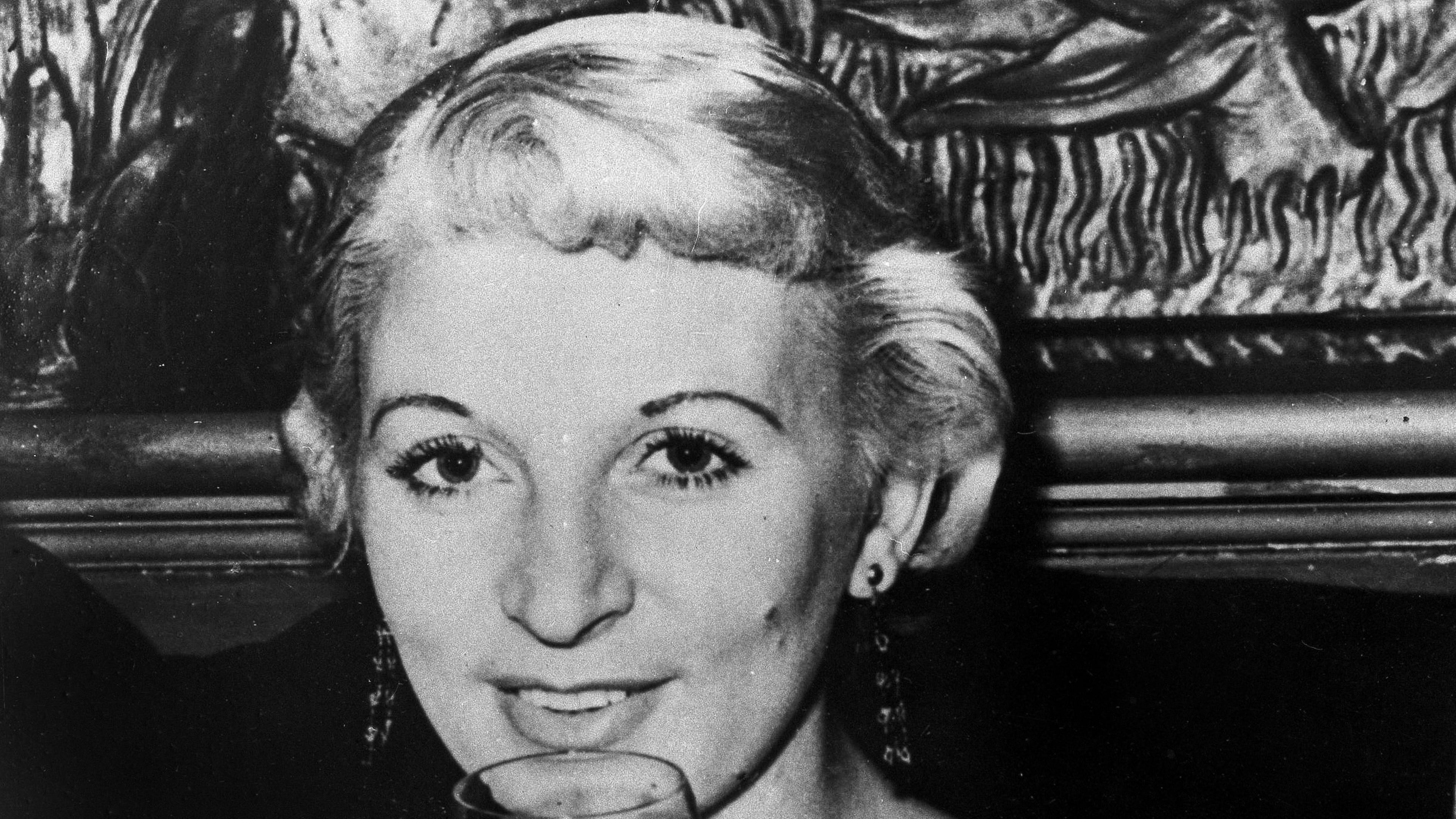 FILE - Platinum Blonde Model Ruth Ellis is shown in 1955 photo. (AP Photo, file)