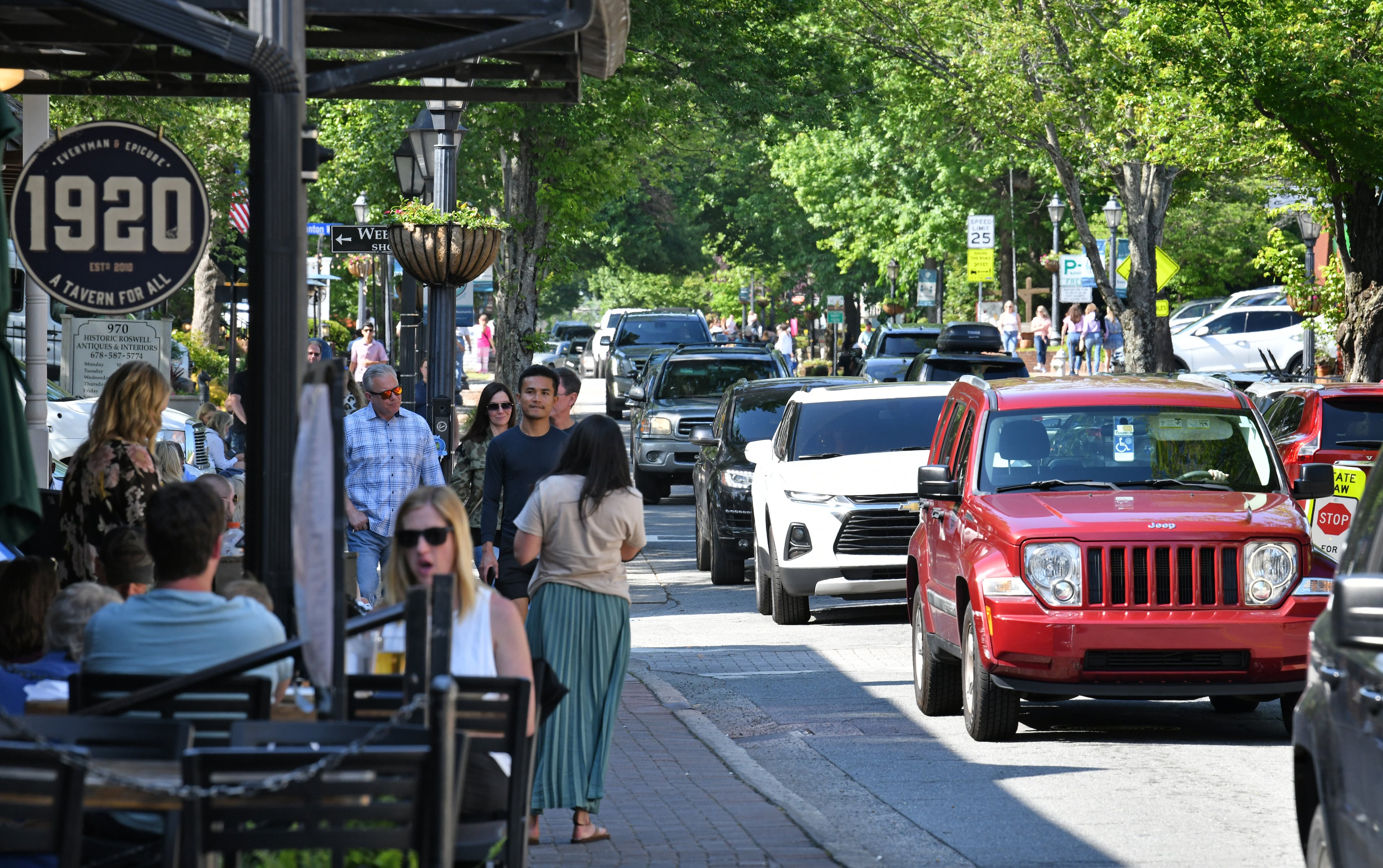 May 8, 2021 Roswell - Heavy traffic is shown along Canton street in downtown Roswell on Saturday, May 8, 2021. Roswell is working to manage future development of downtown to the Canton street neighborhood and preserving its historic look, but some business owners question whether changes will add to current problems. (Hyosub Shin / Hyosub.Shin@ajc.com)
