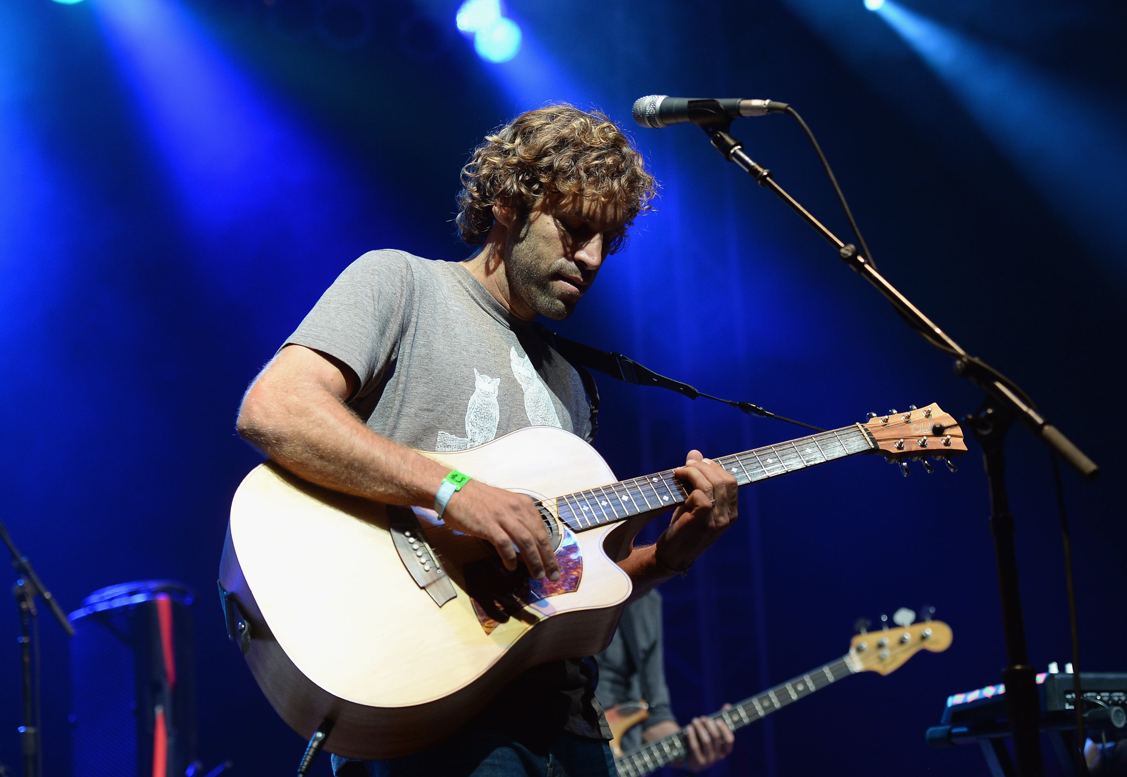 MANCHESTER, TN - JUNE 13: Musican Jack Johnson performs with ALO onstage at That Tent during day 1 of the 2013 Bonnaroo Music & Arts Festival on June 13, 2013 in Manchester, Tennessee. (Photo by Jason Merritt/Getty Images)