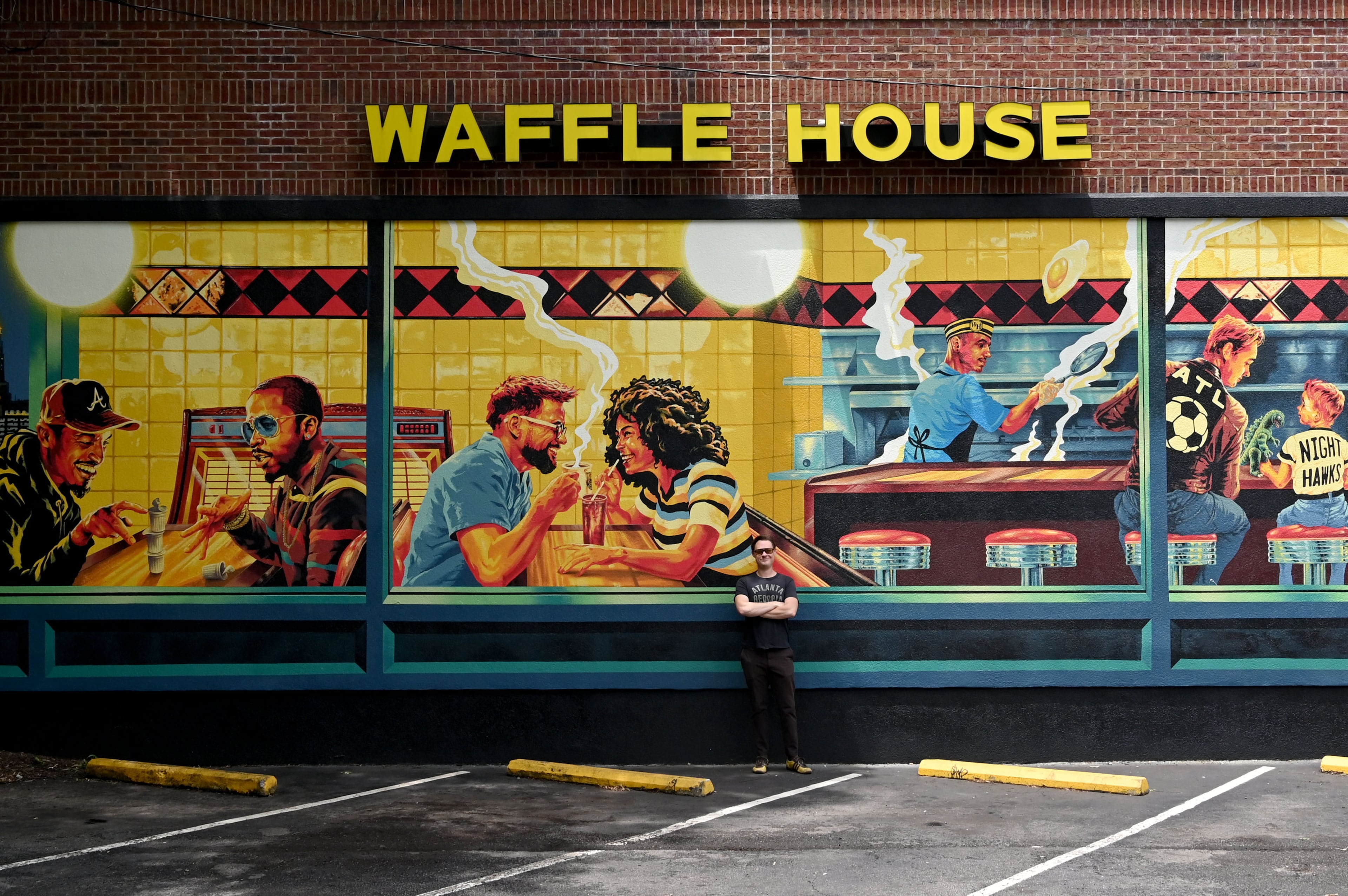 Atlanta mural on Waffle House side