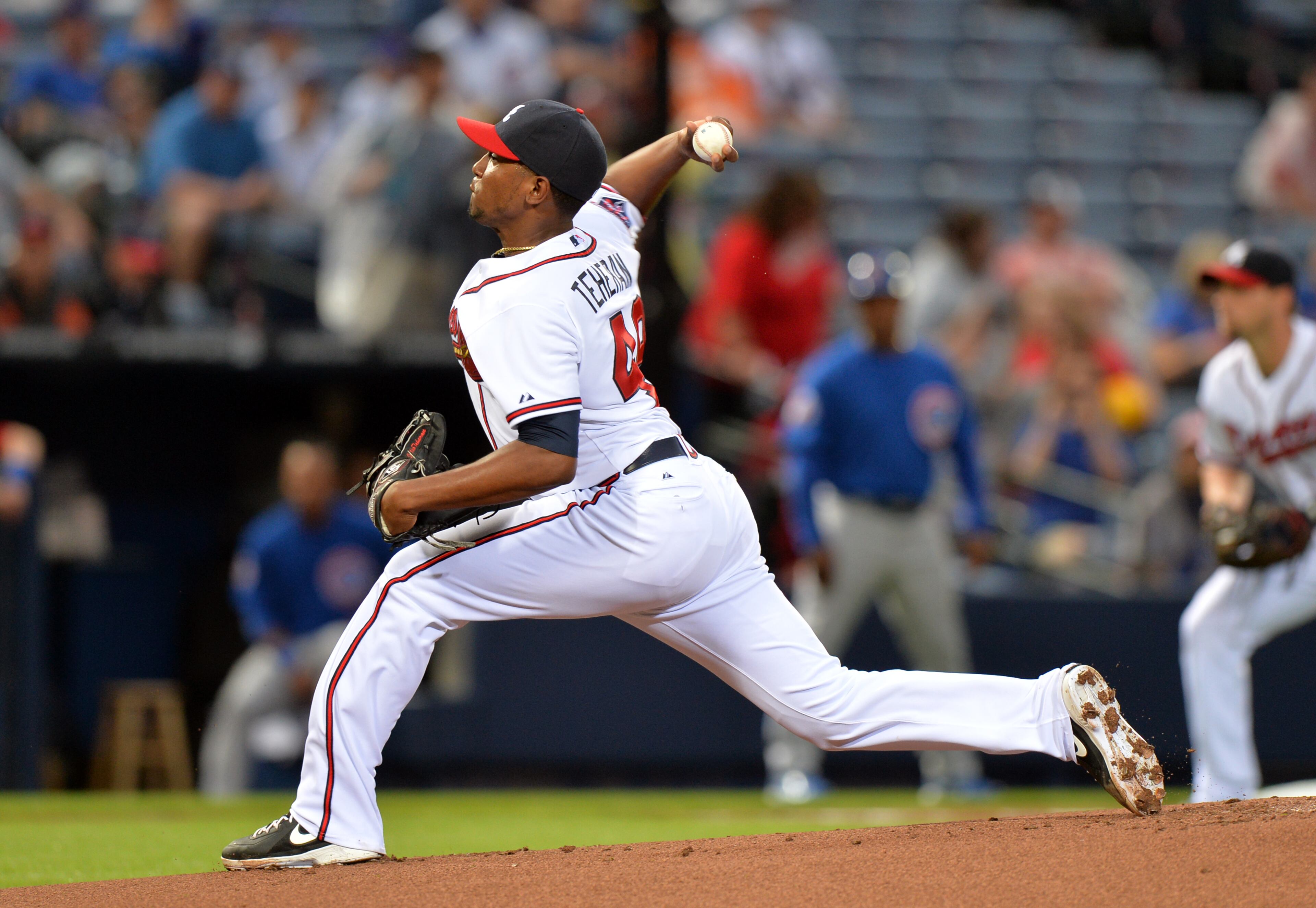 Atlanta Braves pitcher Julio Teheran delivers a pitch during the 1st inning against the Chicago Cubs on Friday, May 9, 2014. BRANT SANDERLIN /BSANDERLIN@AJC.COM