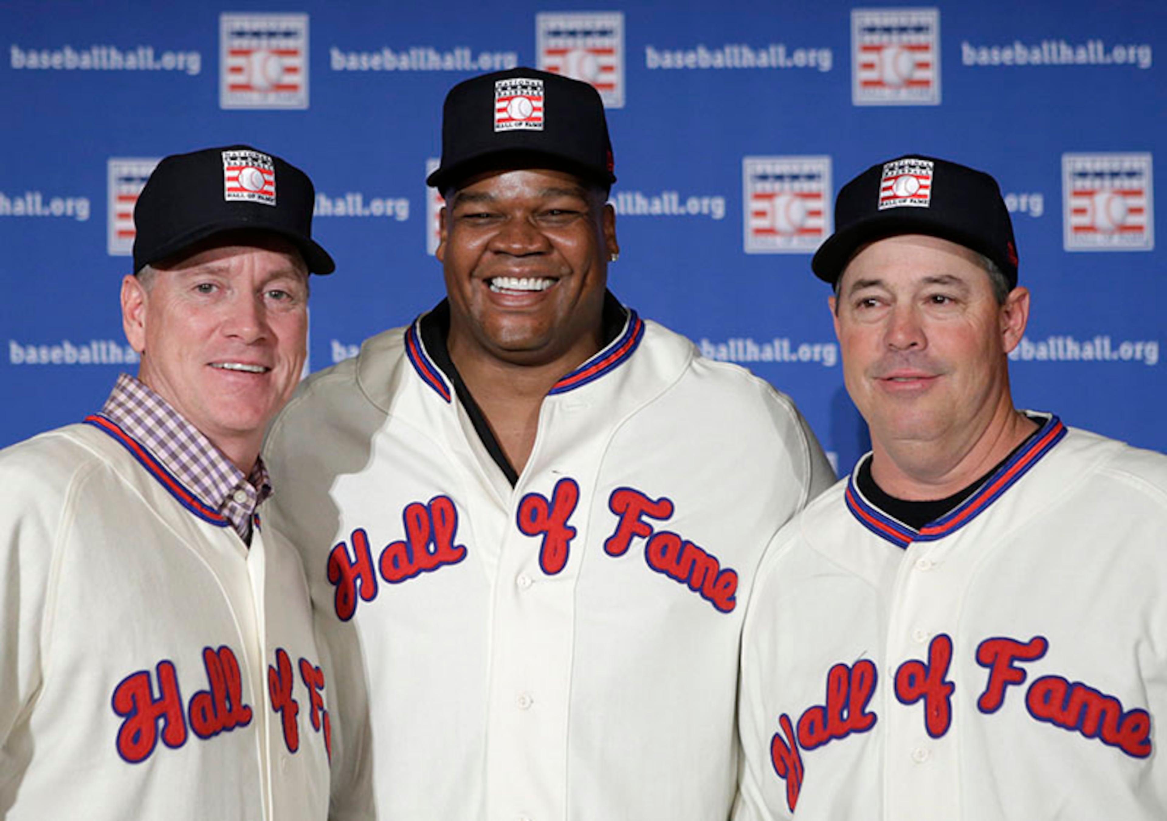 Former Atlanta Braves pitchers Tom Glavine (left) and Greg Maddux (right) were introduced with Chicago White Sox slugger Frank Thomas as the 2014 Baseball Hall of Fame class, Thursday, Jan. 9, 2014, in New York. The trio will be inducted into the Hall of Fame in Cooperstown, N.Y., in July.