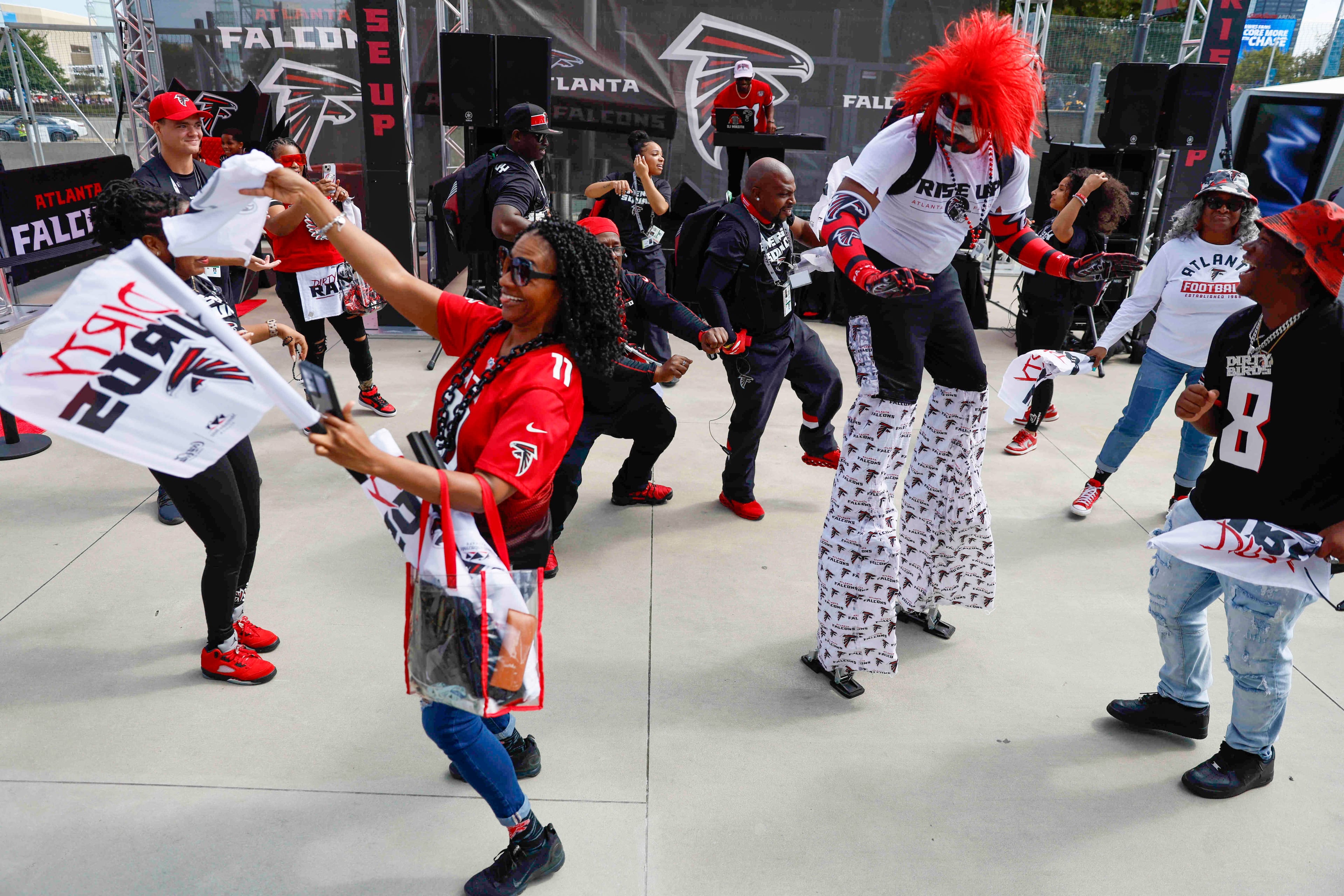 Falcons fans get some fun before the game against the Steelers on Sunday, Sept. 8, at Mercedes-Benz Stadium in Atlanta.
(Miguel Martinez/ AJC)