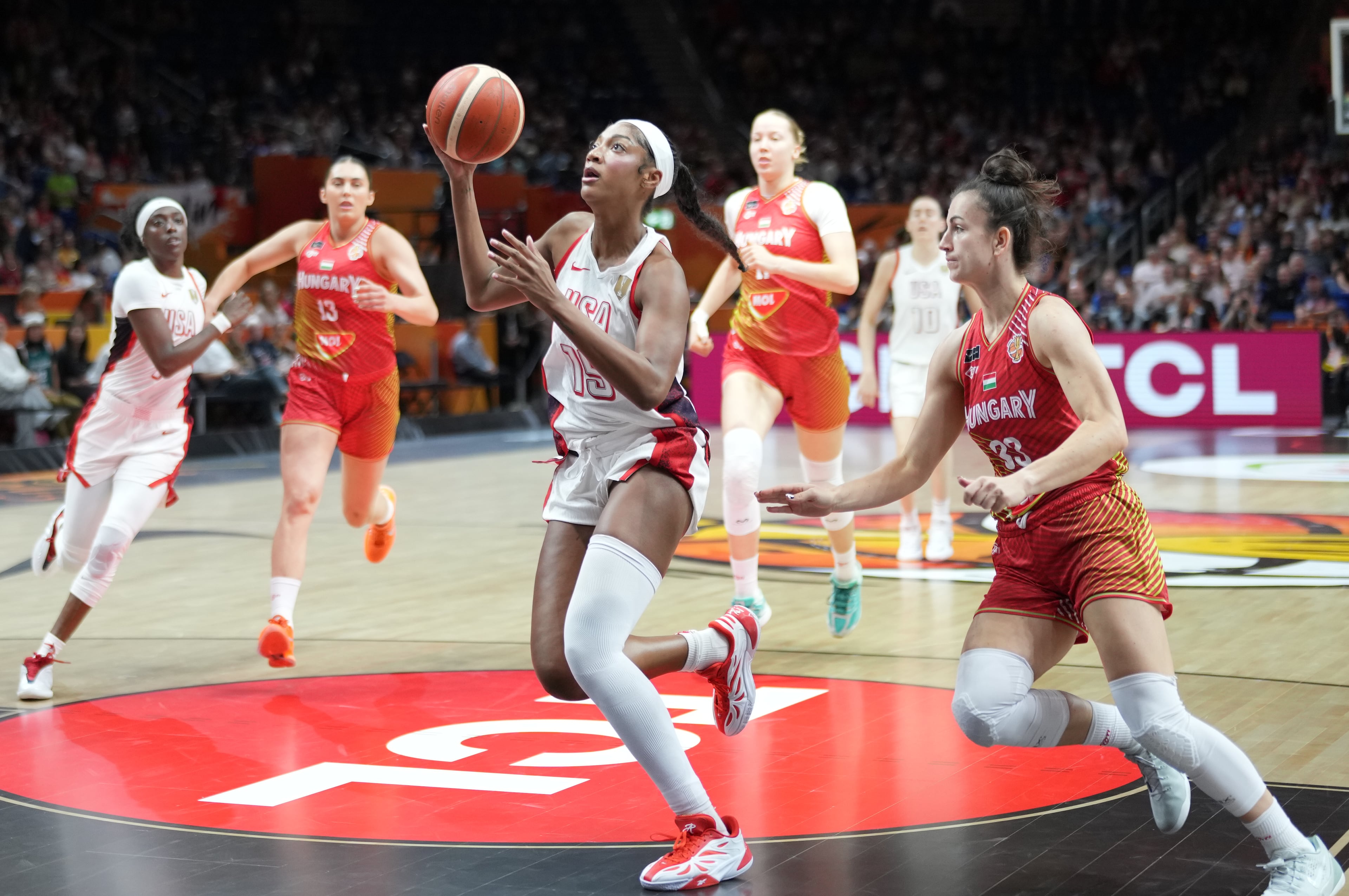 WCup United States Hungary Basketball