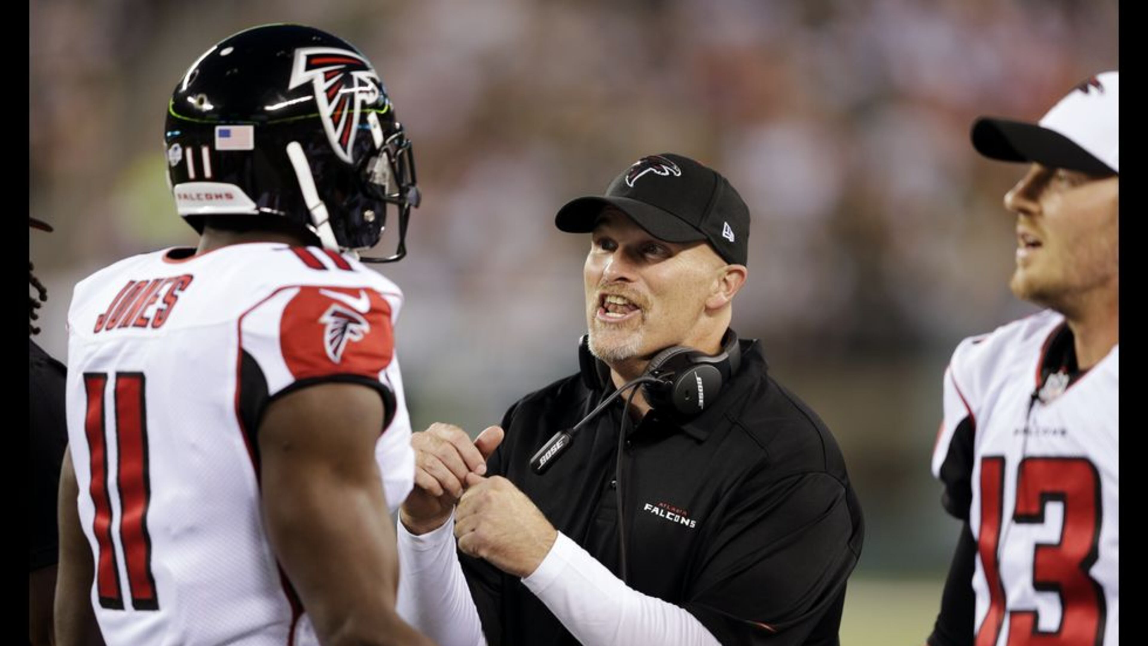 Falcons coach Dan Quinn has always wanted the team to keep wide receiver Julio Jones. (AP photo)
