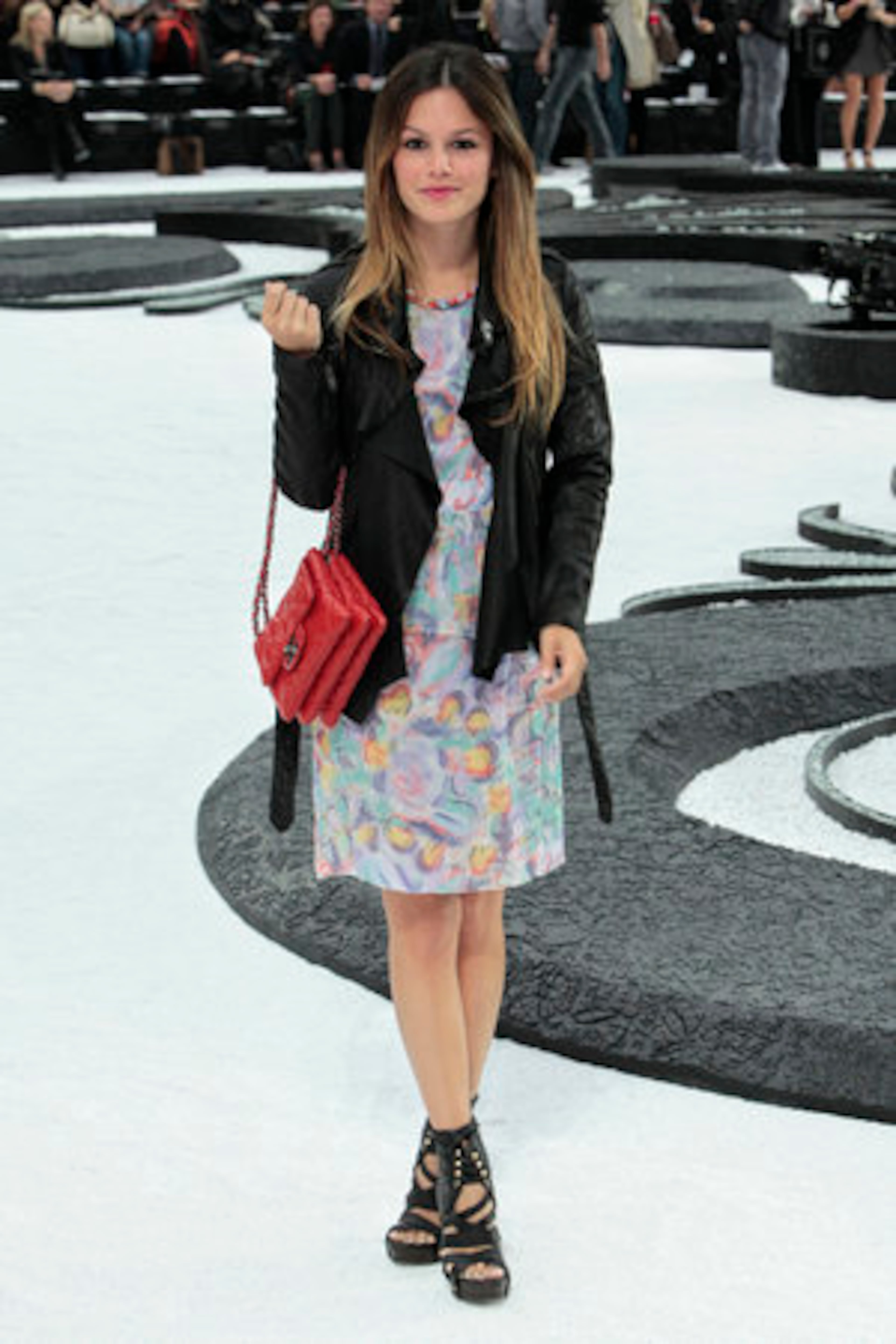 ... U.S actress Rachel Bilson ("The O.C.") ...