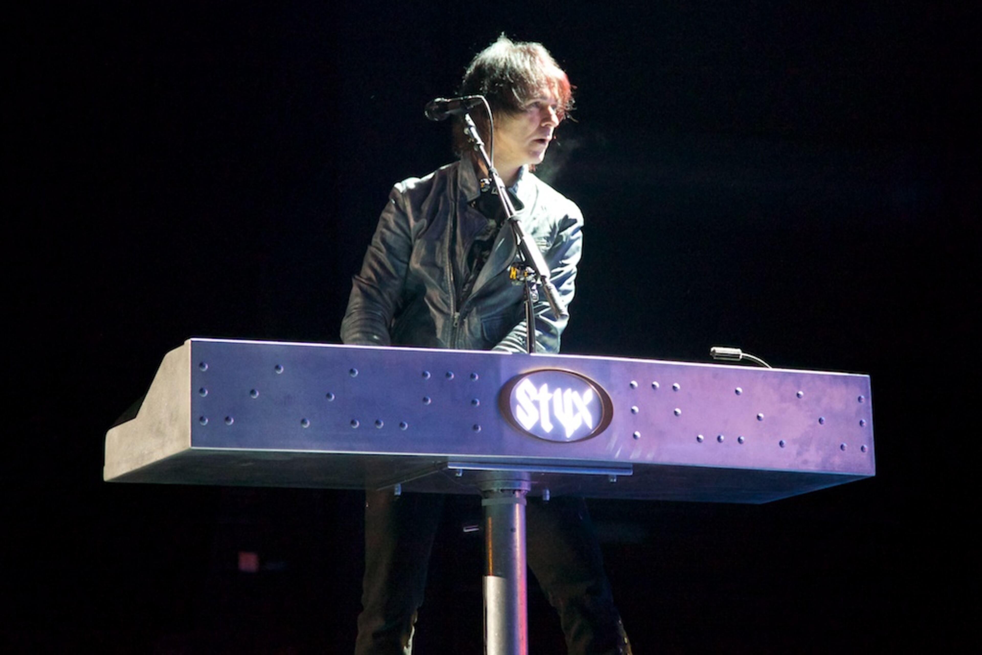 Here are some more photos from Styx at Verizon Wireless Amphitheater in Alpharetta.