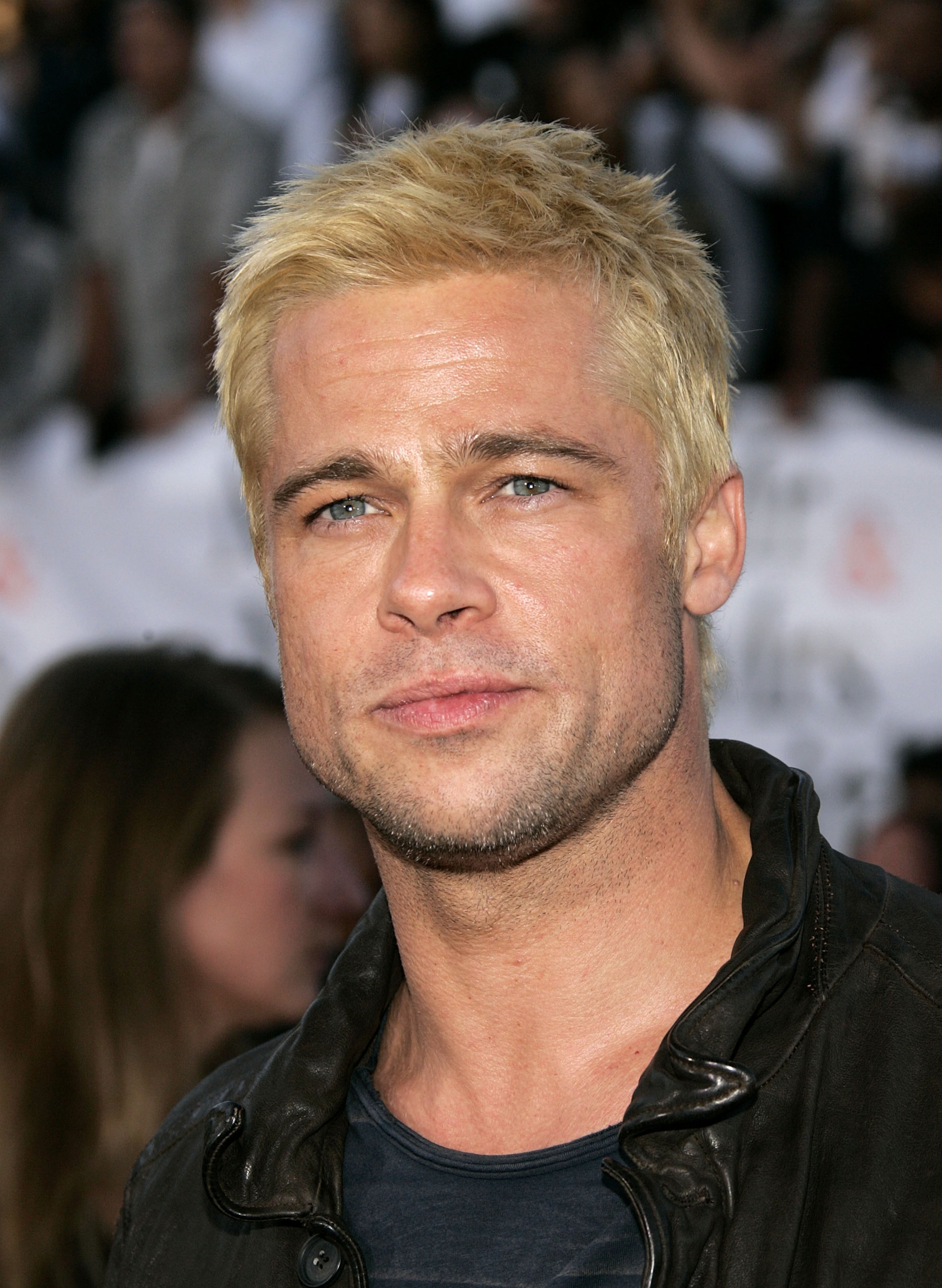 WESTWOOD, CA - JUNE 07: Actor Brad Pitt arrives at the premiere of "Mr. and Mrs. Smith" at the Mann Village Theater on June 7, 2005 in Westwood, California. (Photo by Vince Bucci/Getty Images)
