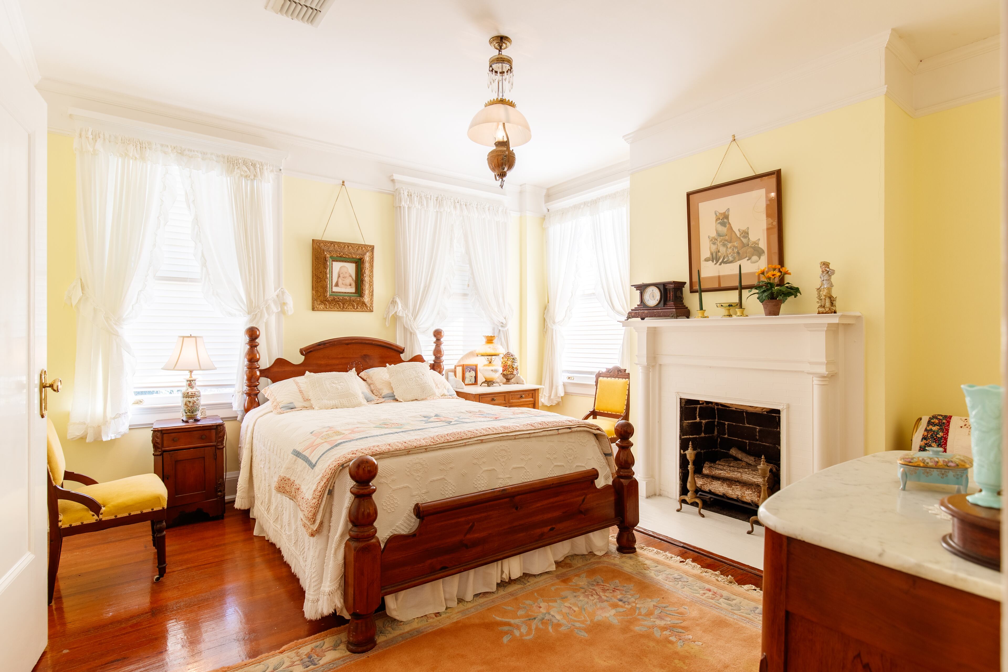 Located at 8355 Old Madison Road, this Quitman, Georgia estate is currently on the market for $2,100,000.
Courtesy of David Burnett and the Canopy Realty Group