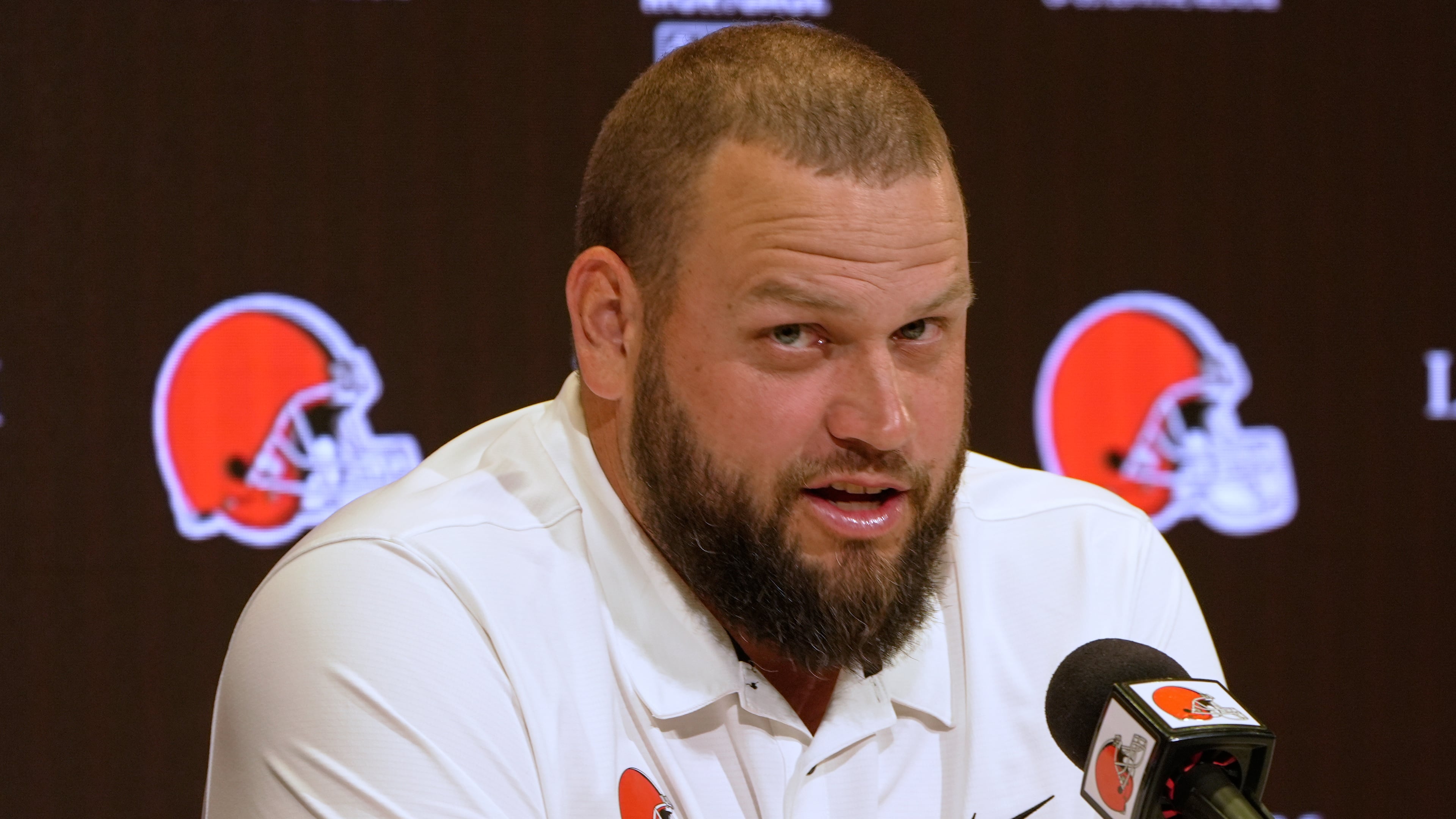 Cleveland Browns' Joel Bitonio announces his retirement Tuesday, June 9, 2026, in Berea, Ohio. (AP Photo/Sue Ogrocki)