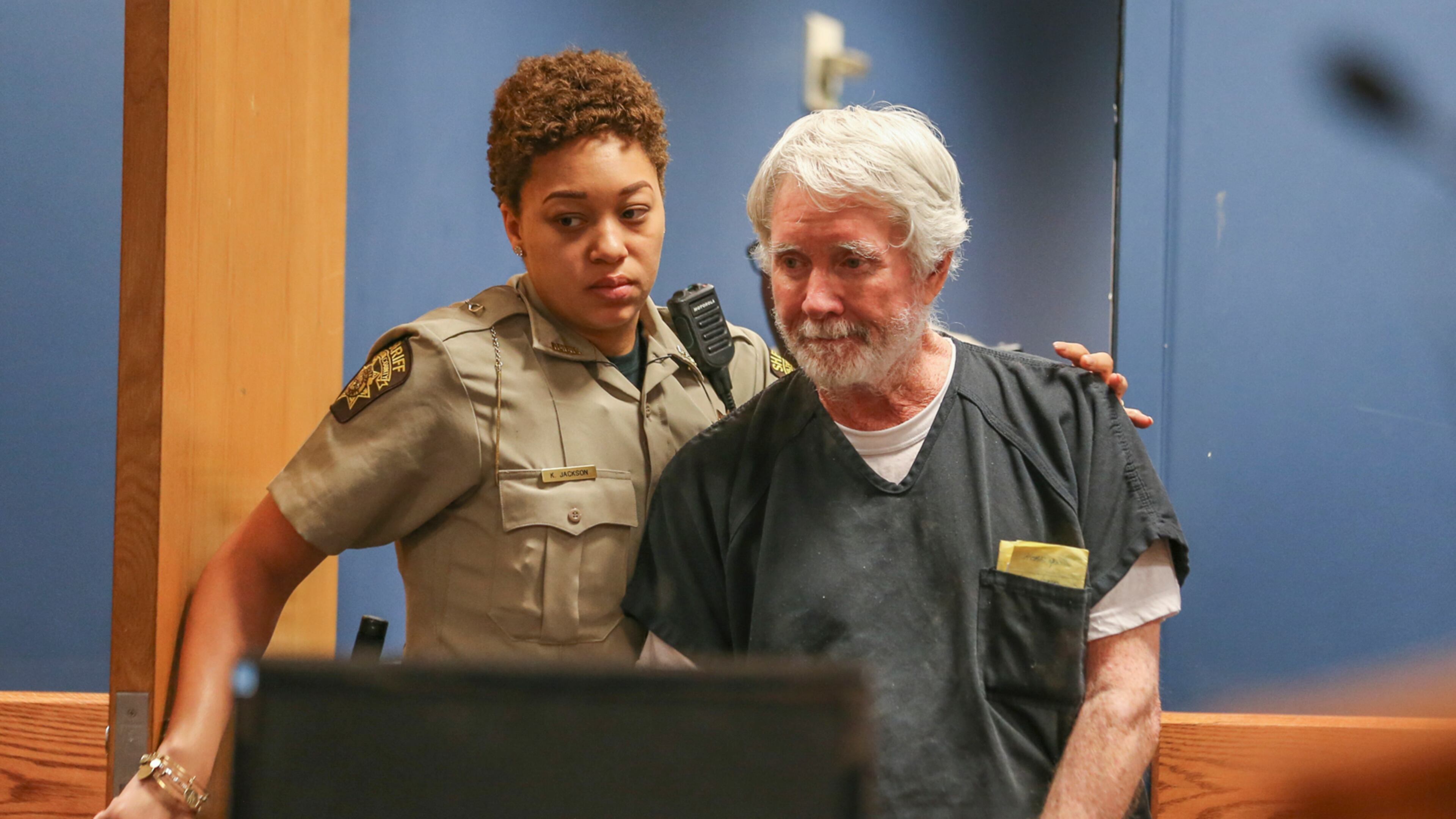 June 6, 2017 Atlanta: Fulton County deputy, K. Jackson brings Claud "Tex" McIver into the courtroom. McIver was arraigned for murder on Tuesday, June 6, 2017. JOHN SPINK/JSPINK@AJC.COM.